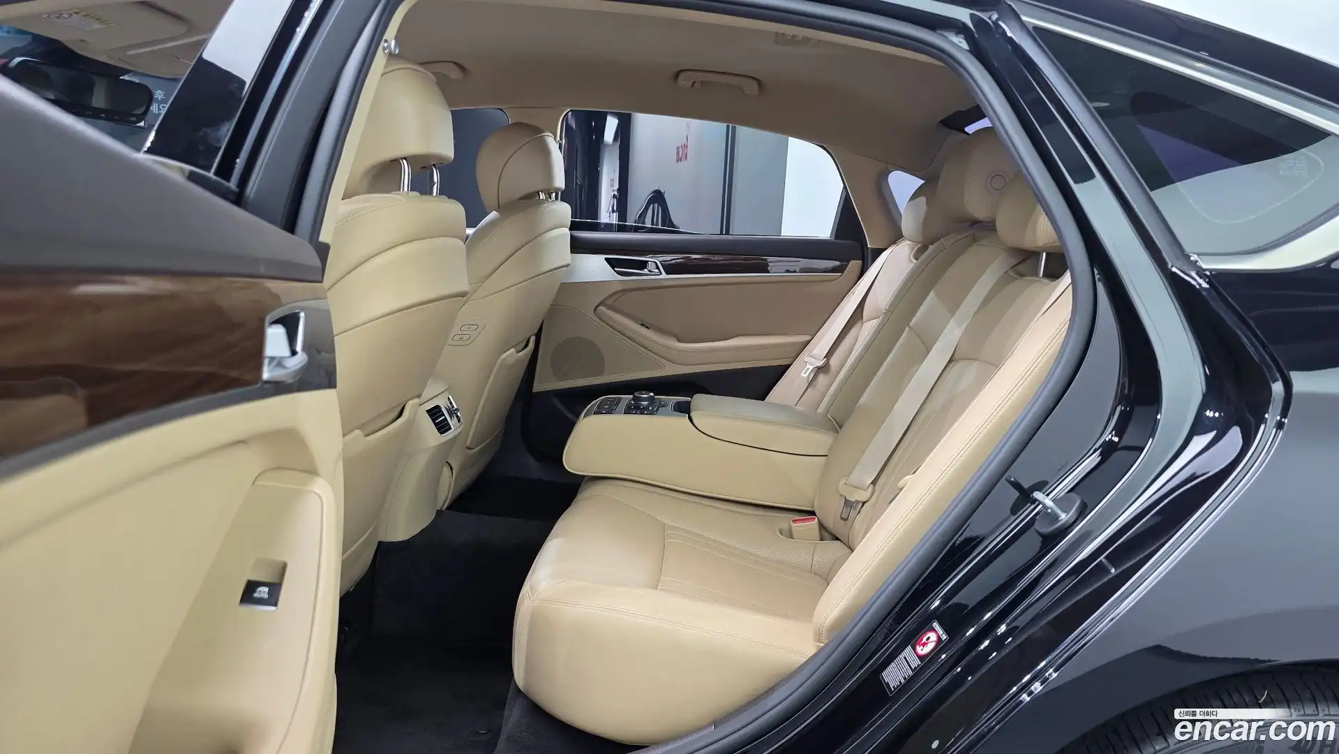 G80 Genesis 2019.7-OPTION-016