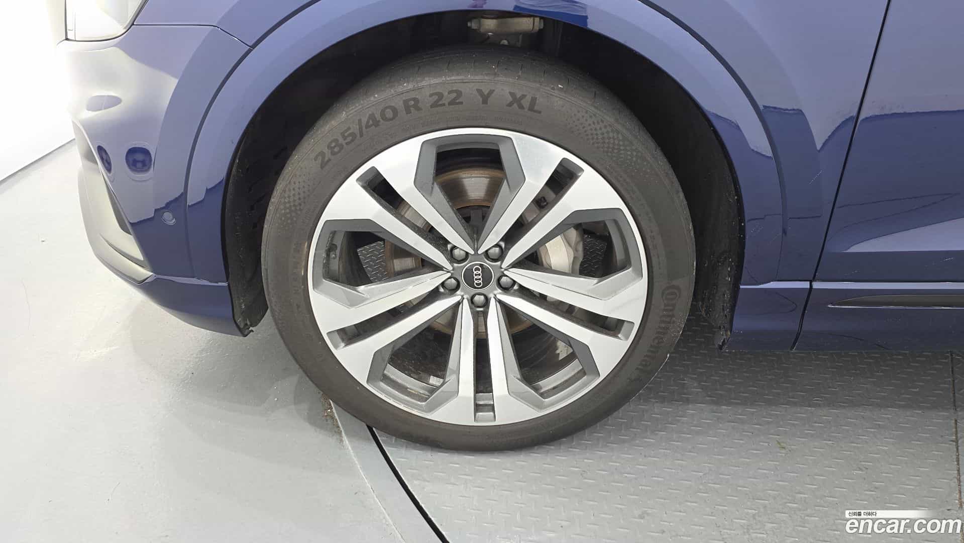 Q8 Audi 2023.4-OUTER-005