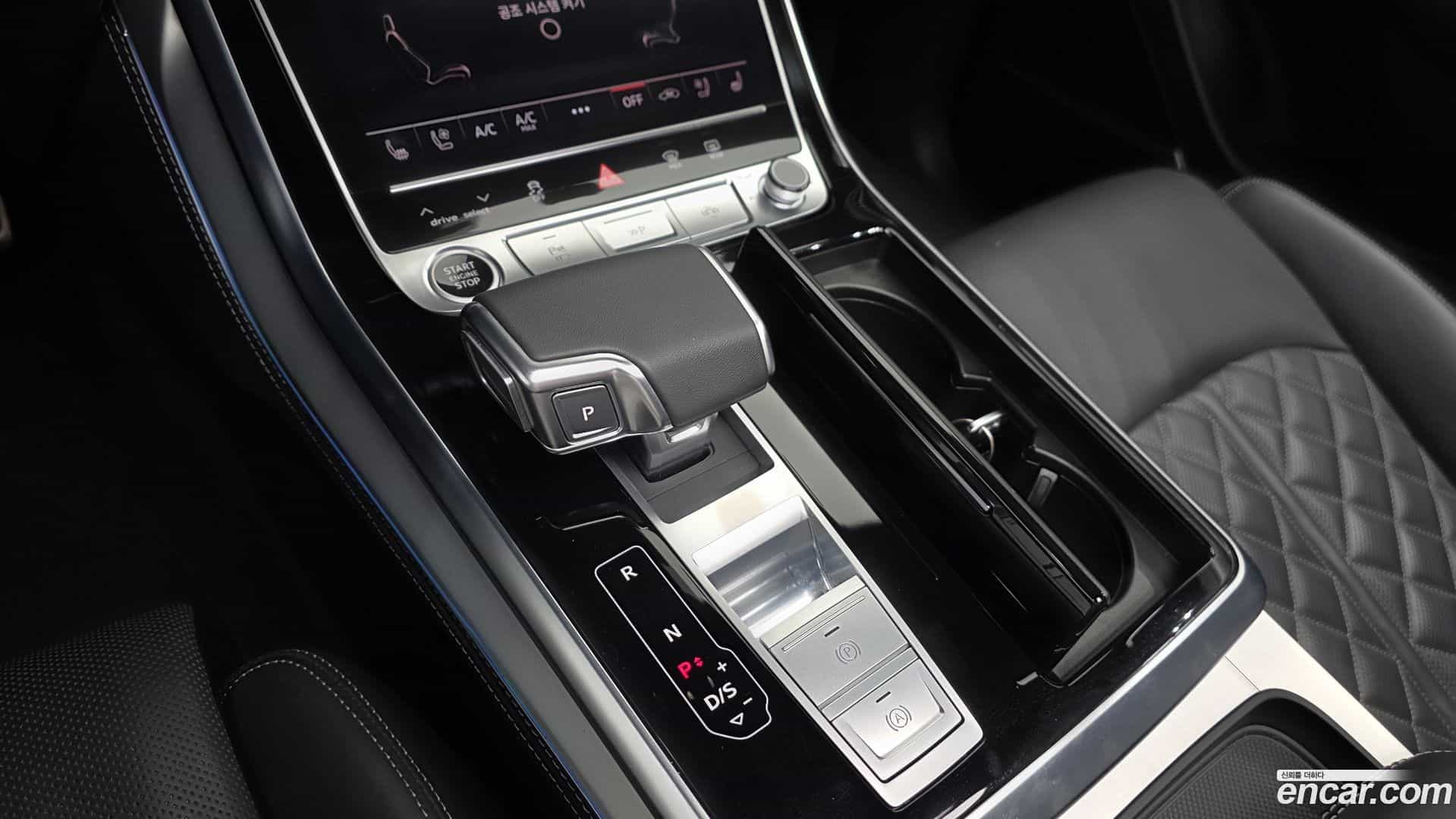 Q8 Audi 2023.4-INNER-009