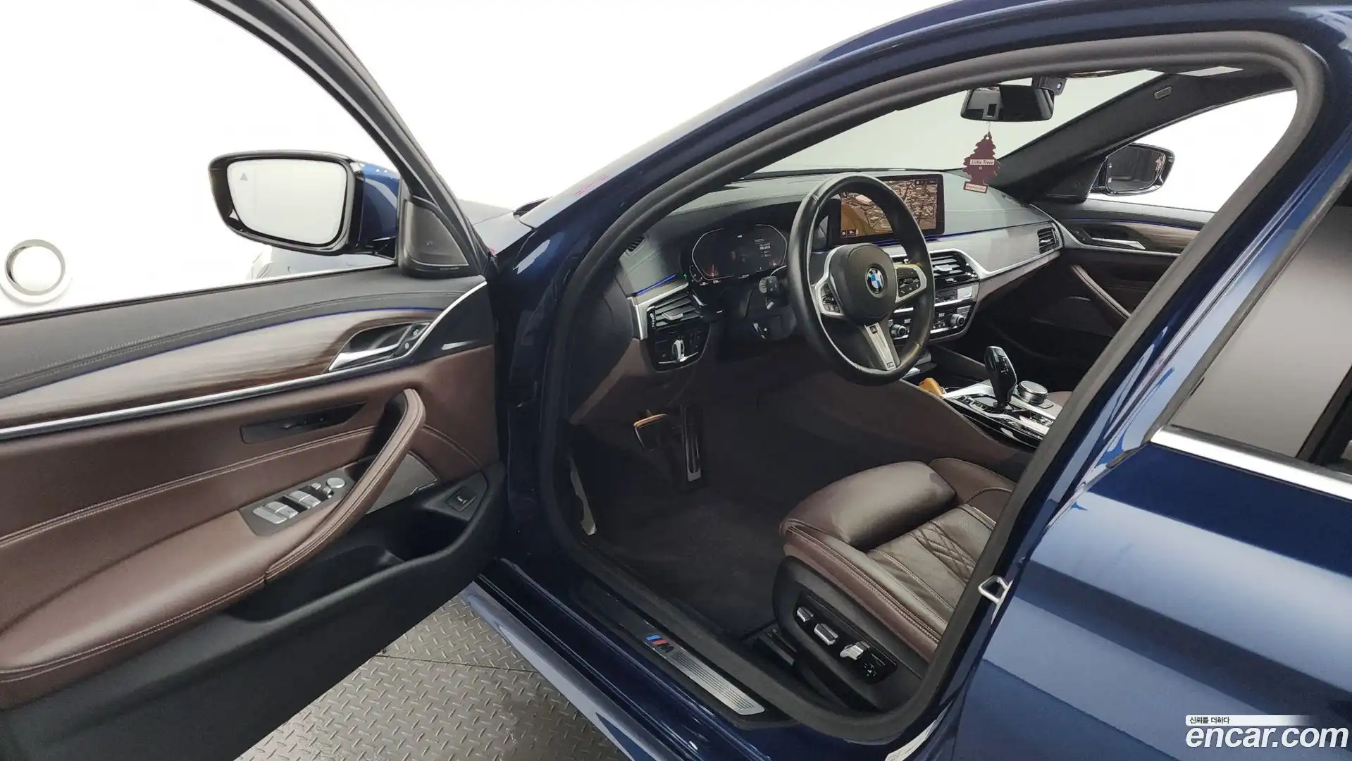 5-Series BMW 2021.1-INNER-010