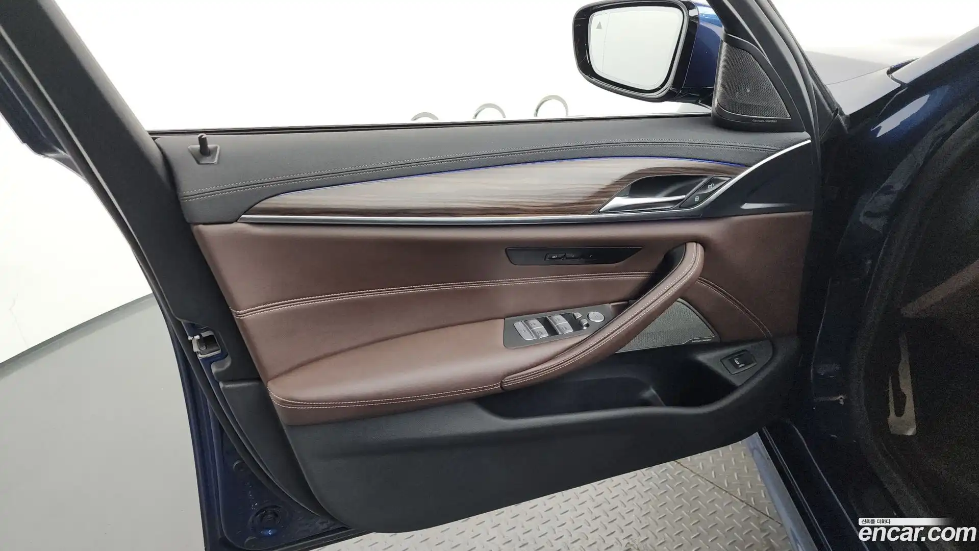 5-Series BMW 2021.1-INNER-034