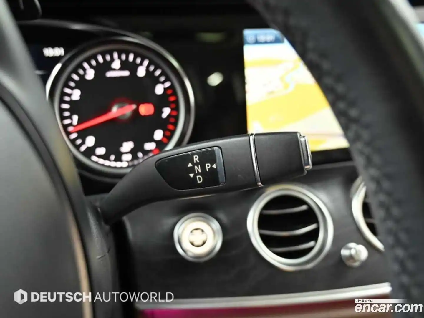 E-Class Mercedes-Benz 2016.5-INNER-009