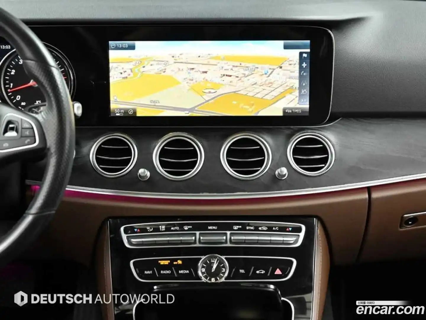 E-Class Mercedes-Benz 2016.5-OPTION-018