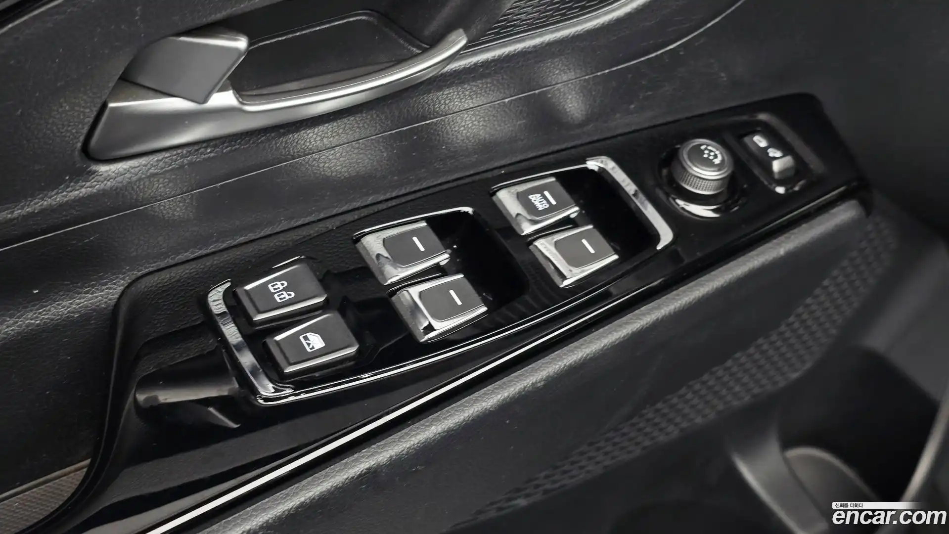 KORANDO KG Mobility 2020.6-OPTION-042