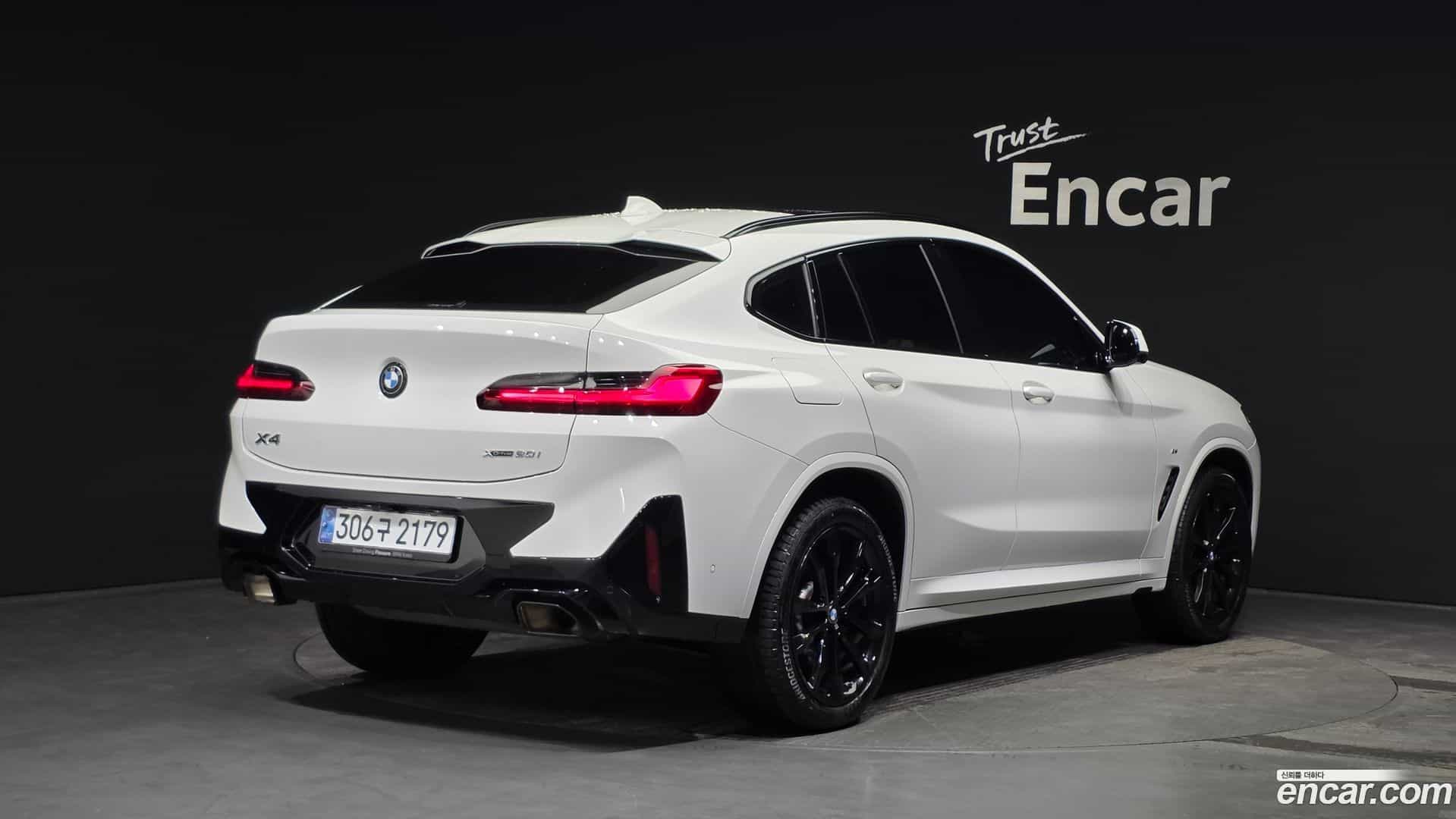 X4 BMW 2025.0-OUTER-002