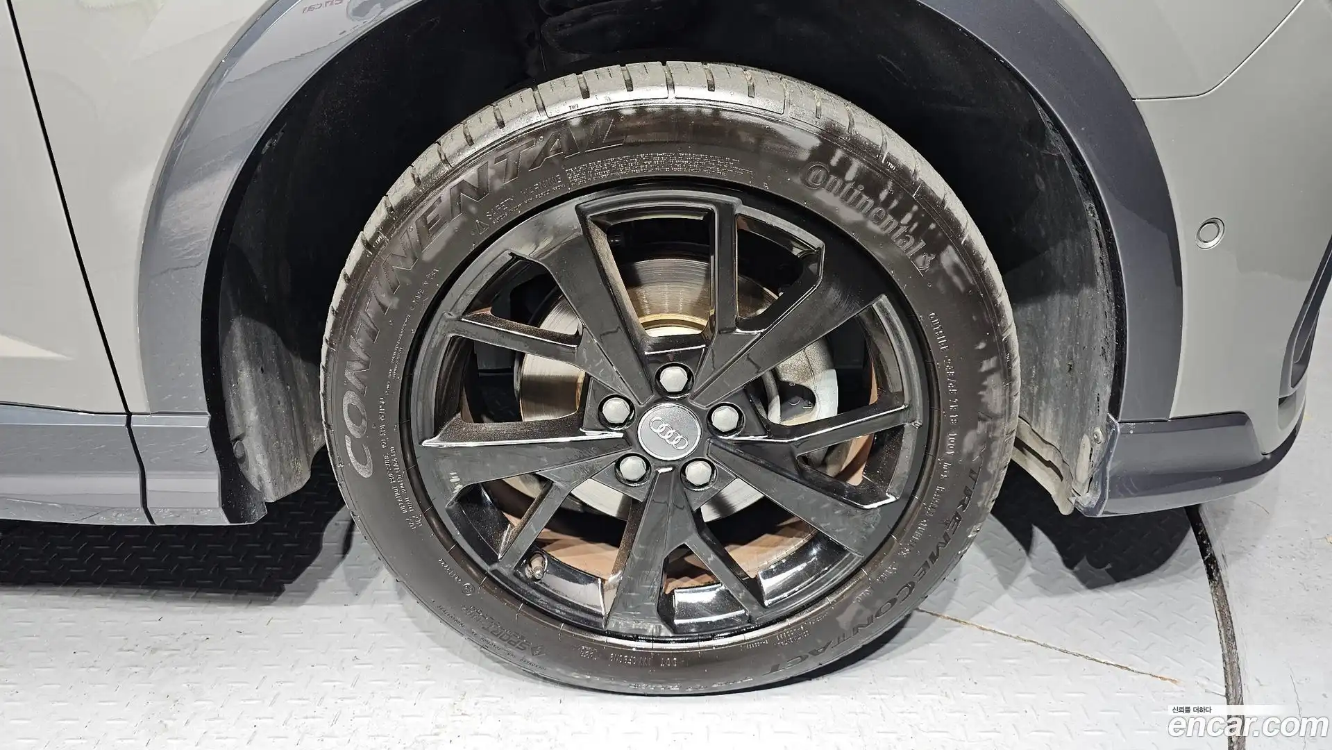 Q3 Audi 2020.11-OUTER-031