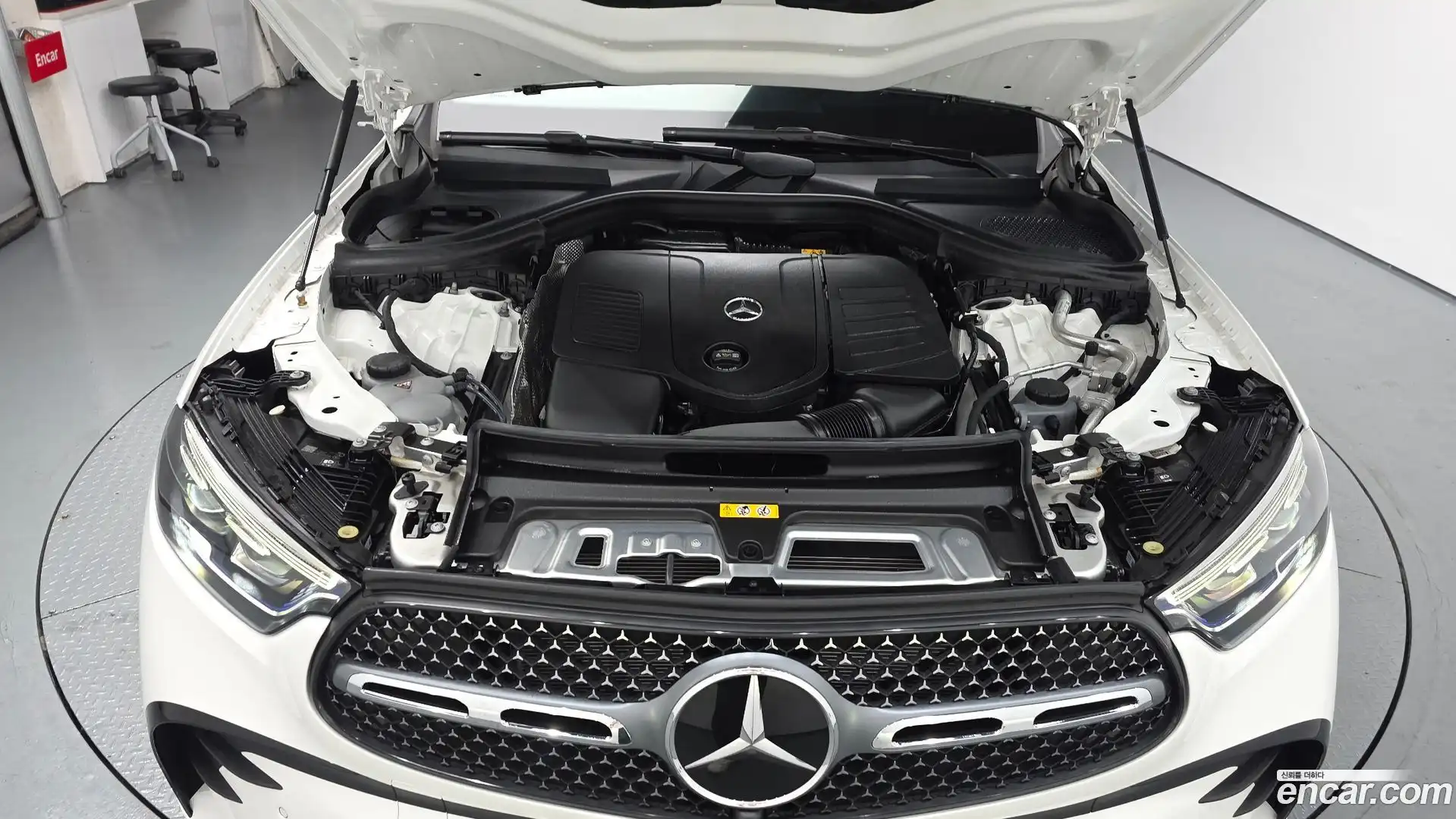 GLC-Class Mercedes-Benz 2024.3-OUTER-006