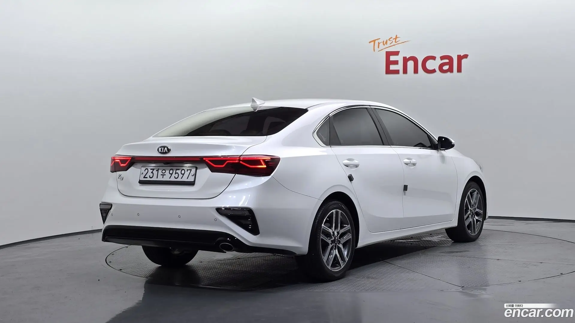 Main__Slider__Photo:K3 Kia 2019.3-1
