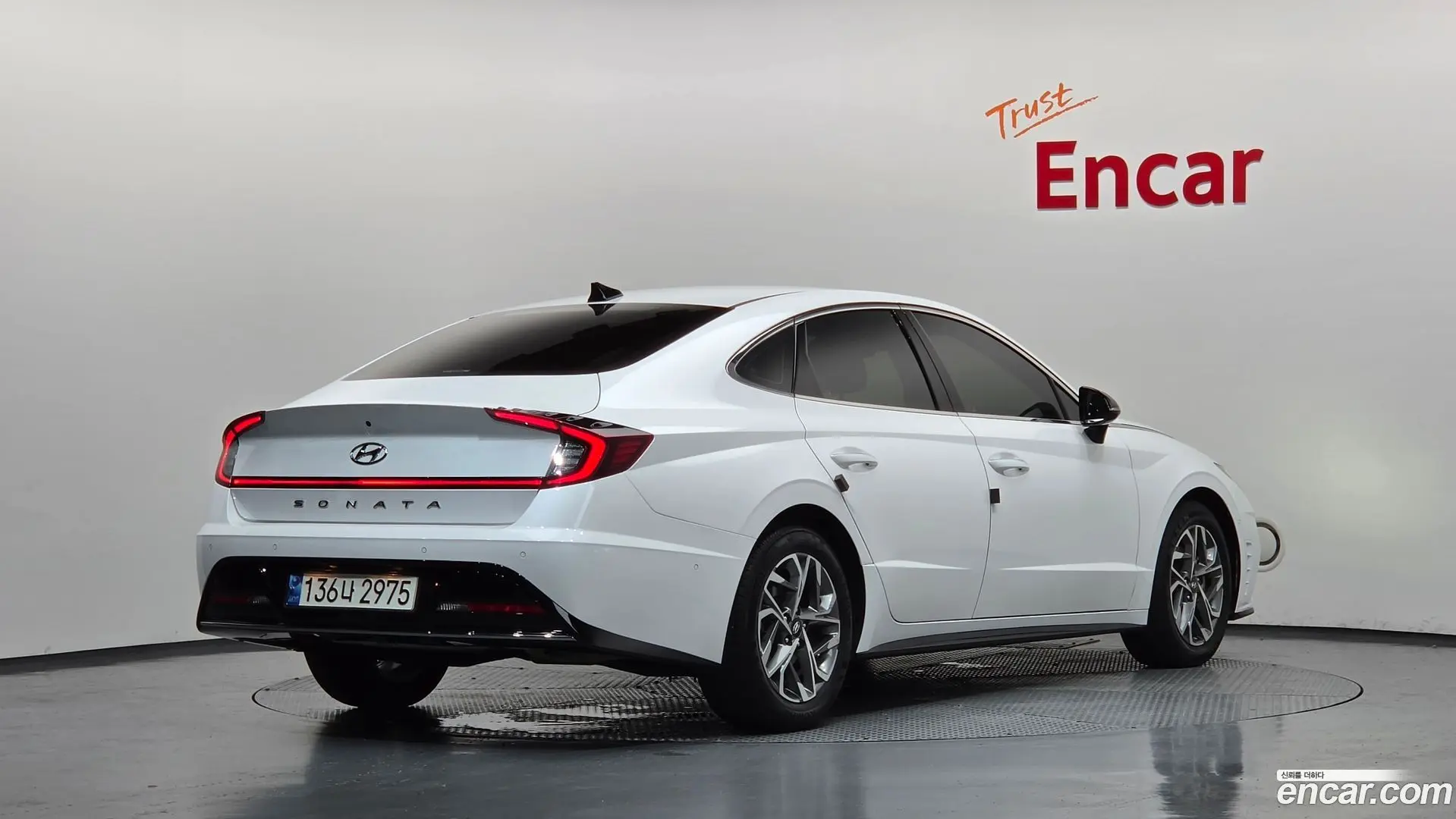 Main__Slider__Photo:Sonata Hyundai 2021.10-1