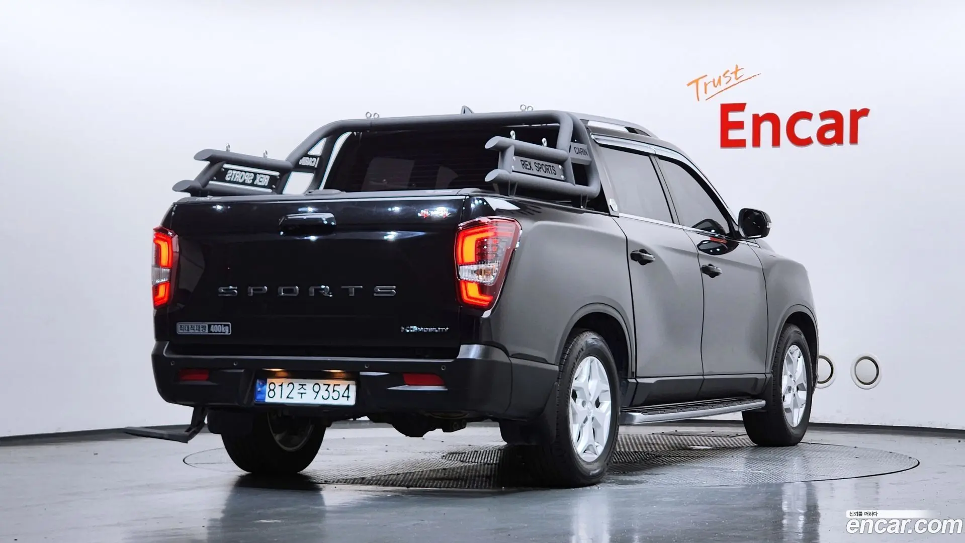 Main__Slider__Photo:Rexton KG Mobility 2023.9-1