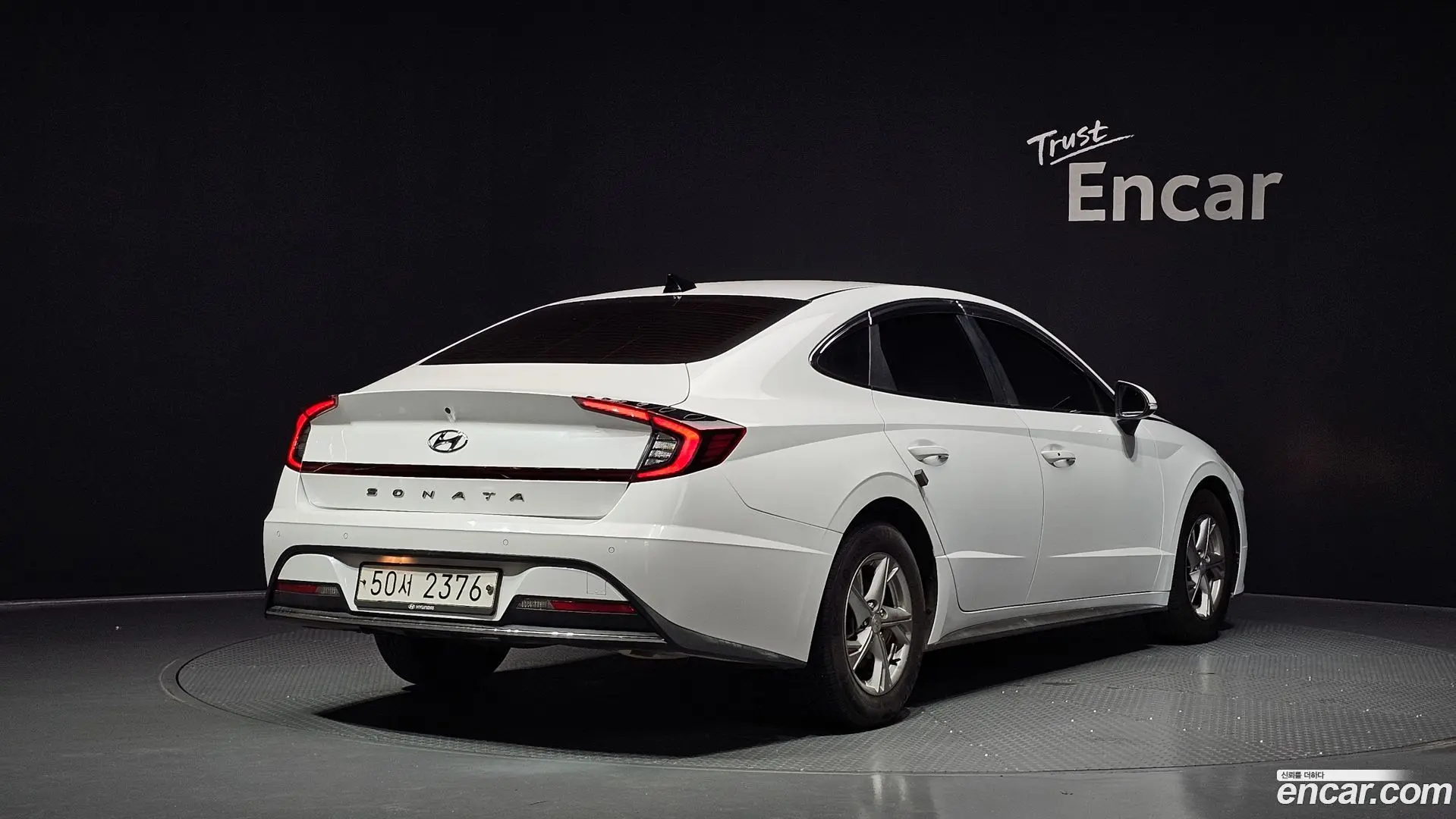 Main__Slider__Photo:Sonata Hyundai 2019.4-1