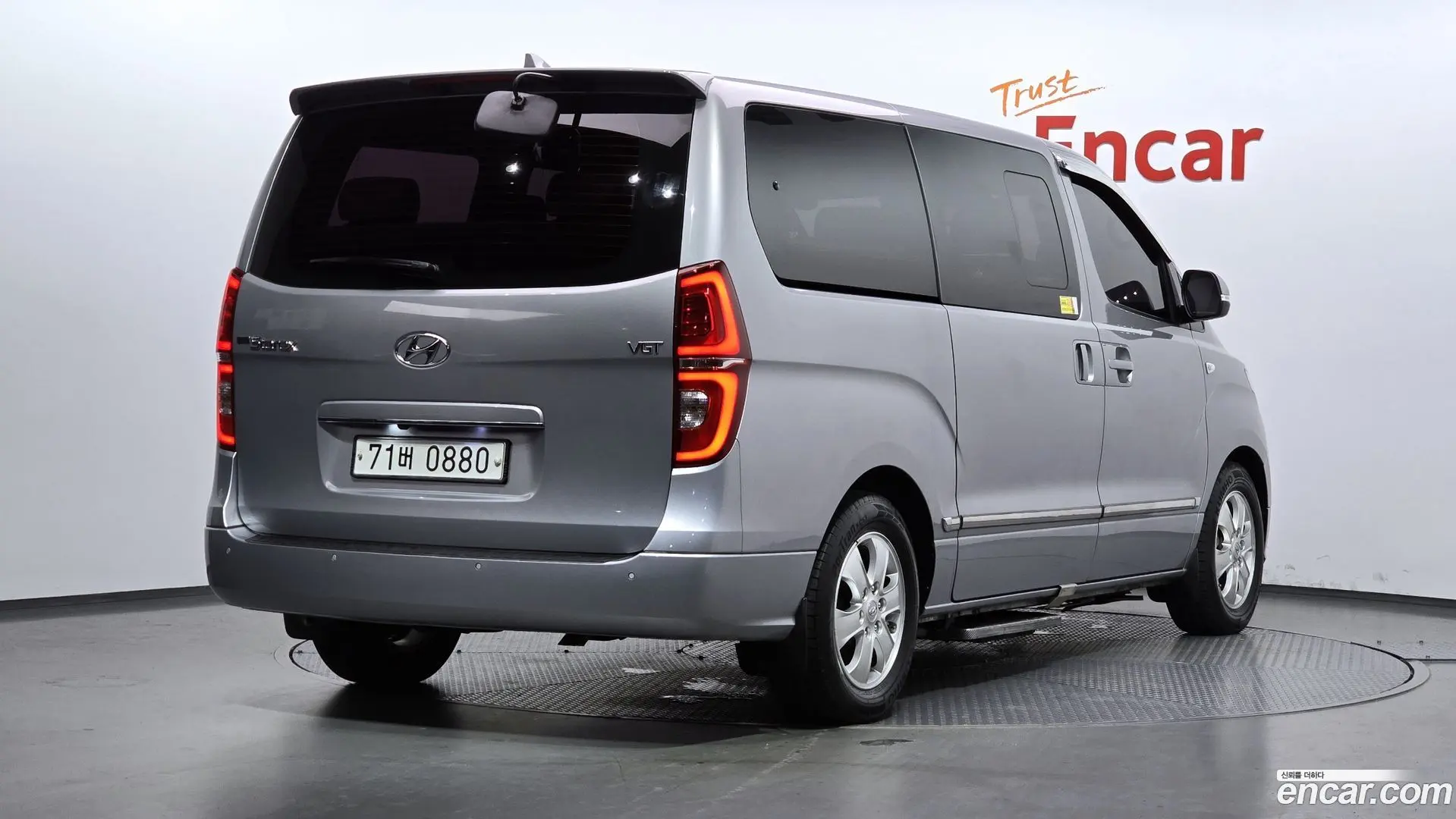 Main__Slider__Photo:Starex Hyundai 2019.2-1