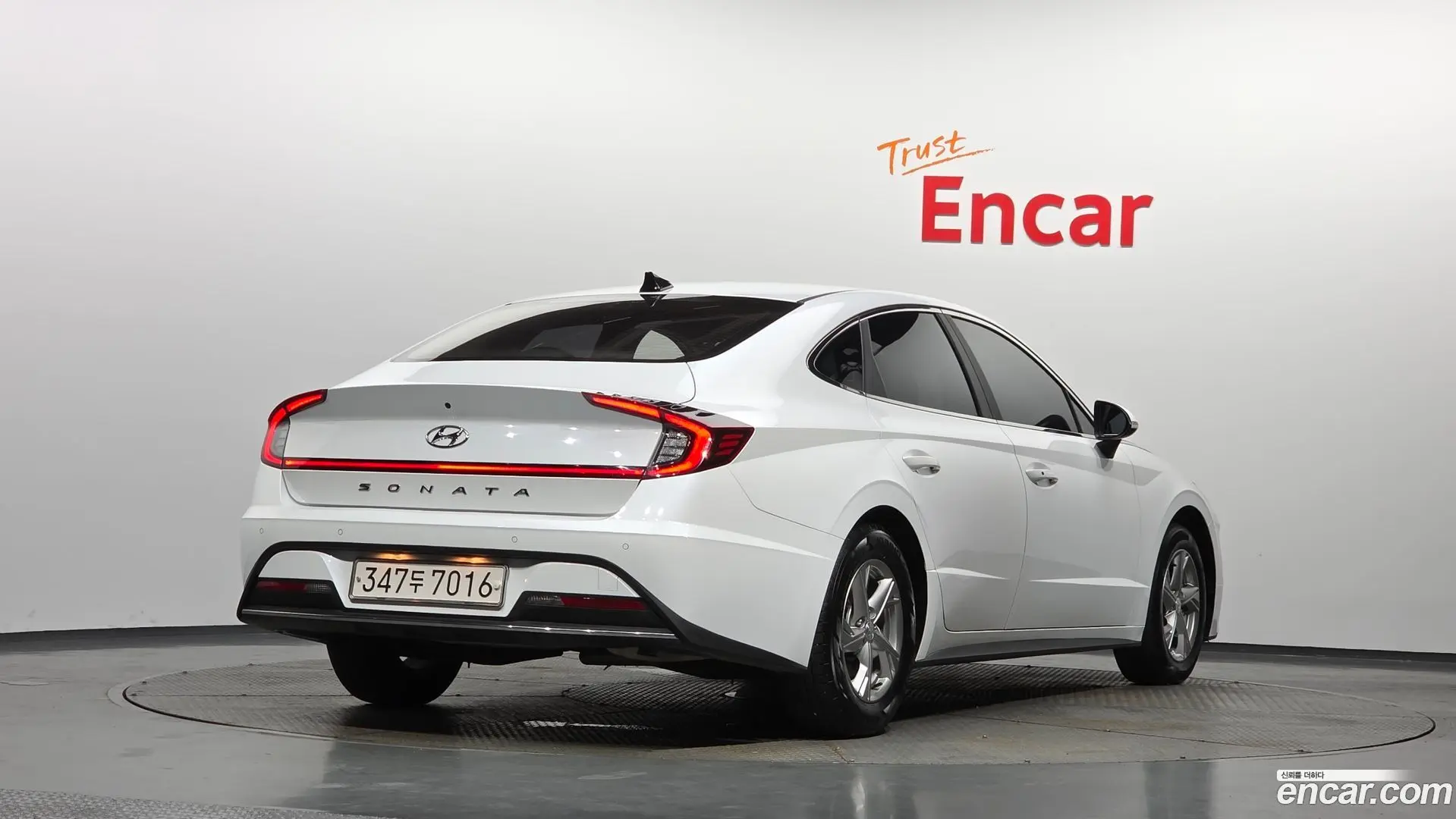Main__Slider__Photo:Sonata Hyundai 2020.5-1