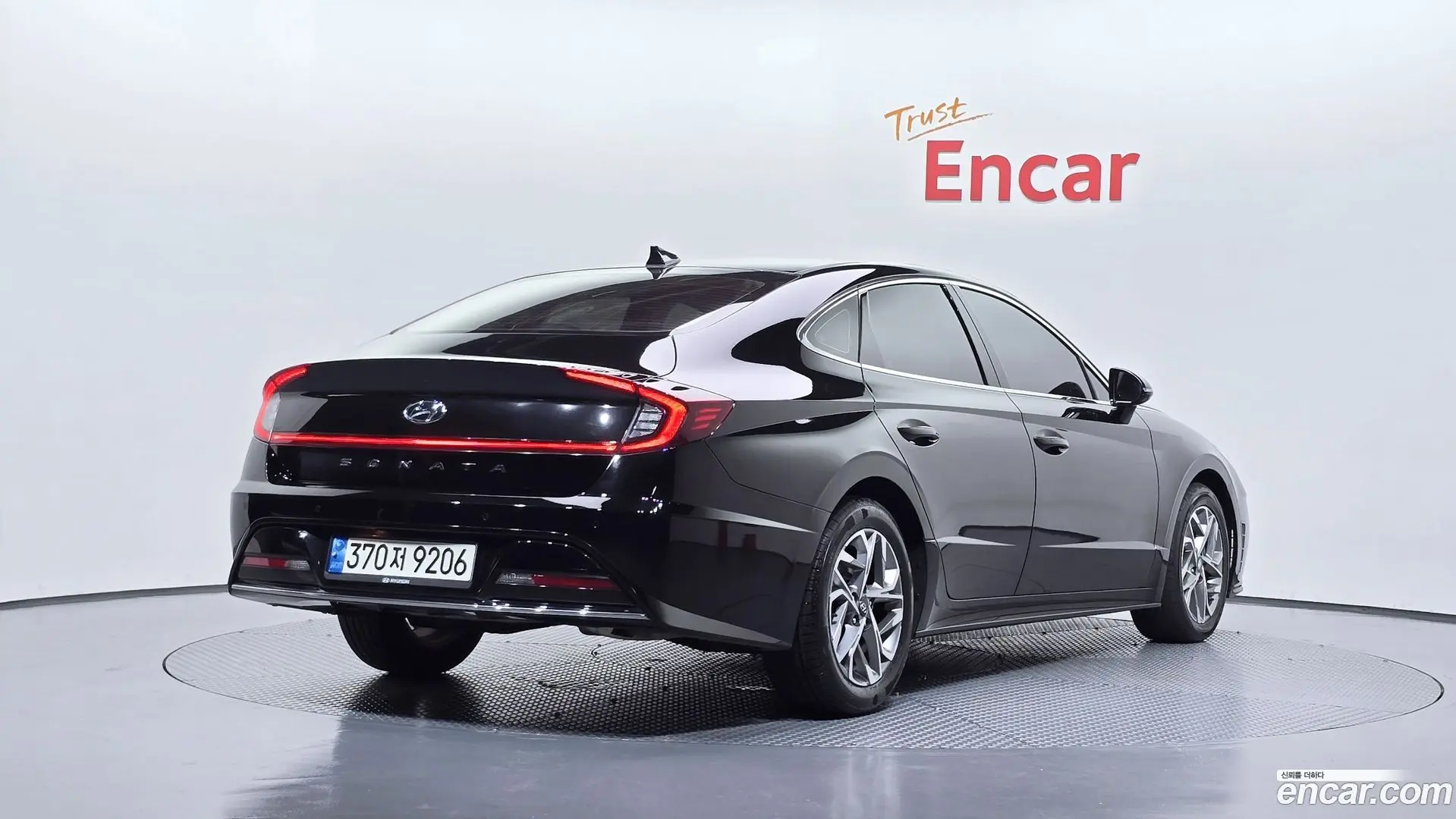 Main__Slider__Photo:Sonata Hyundai 2022.5-1
