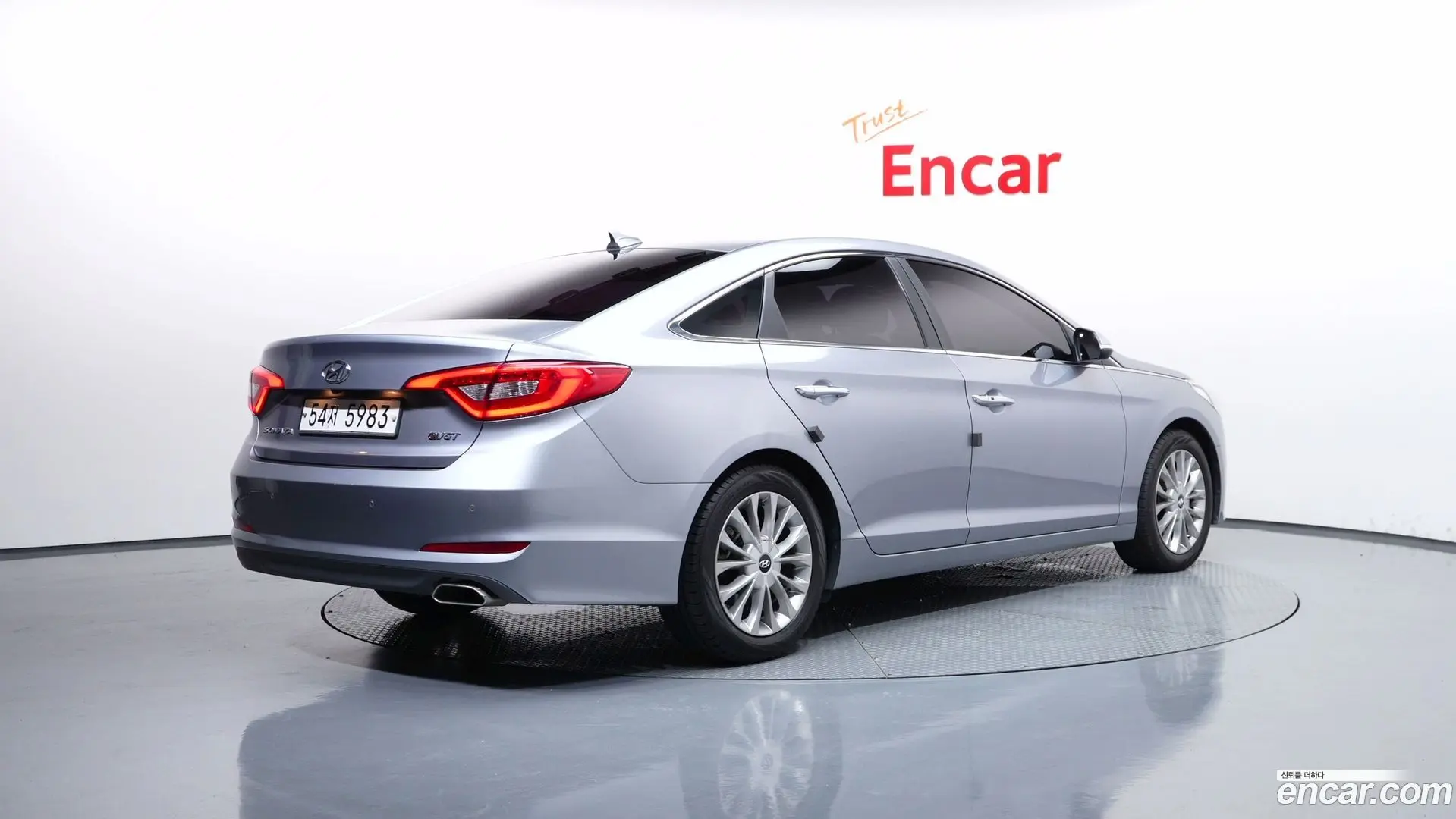 Main__Slider__Photo:Sonata Hyundai 2016.11-1