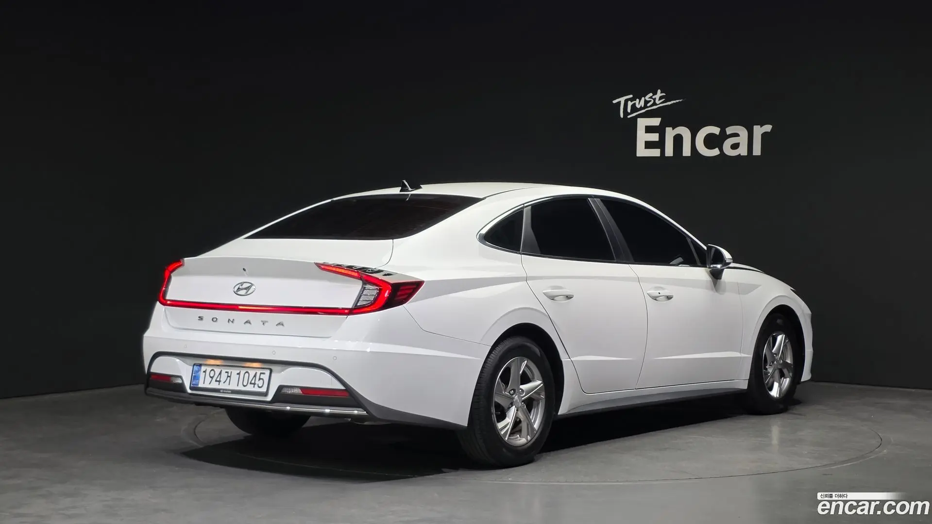 Main__Slider__Photo:Sonata Hyundai 2022.2-1