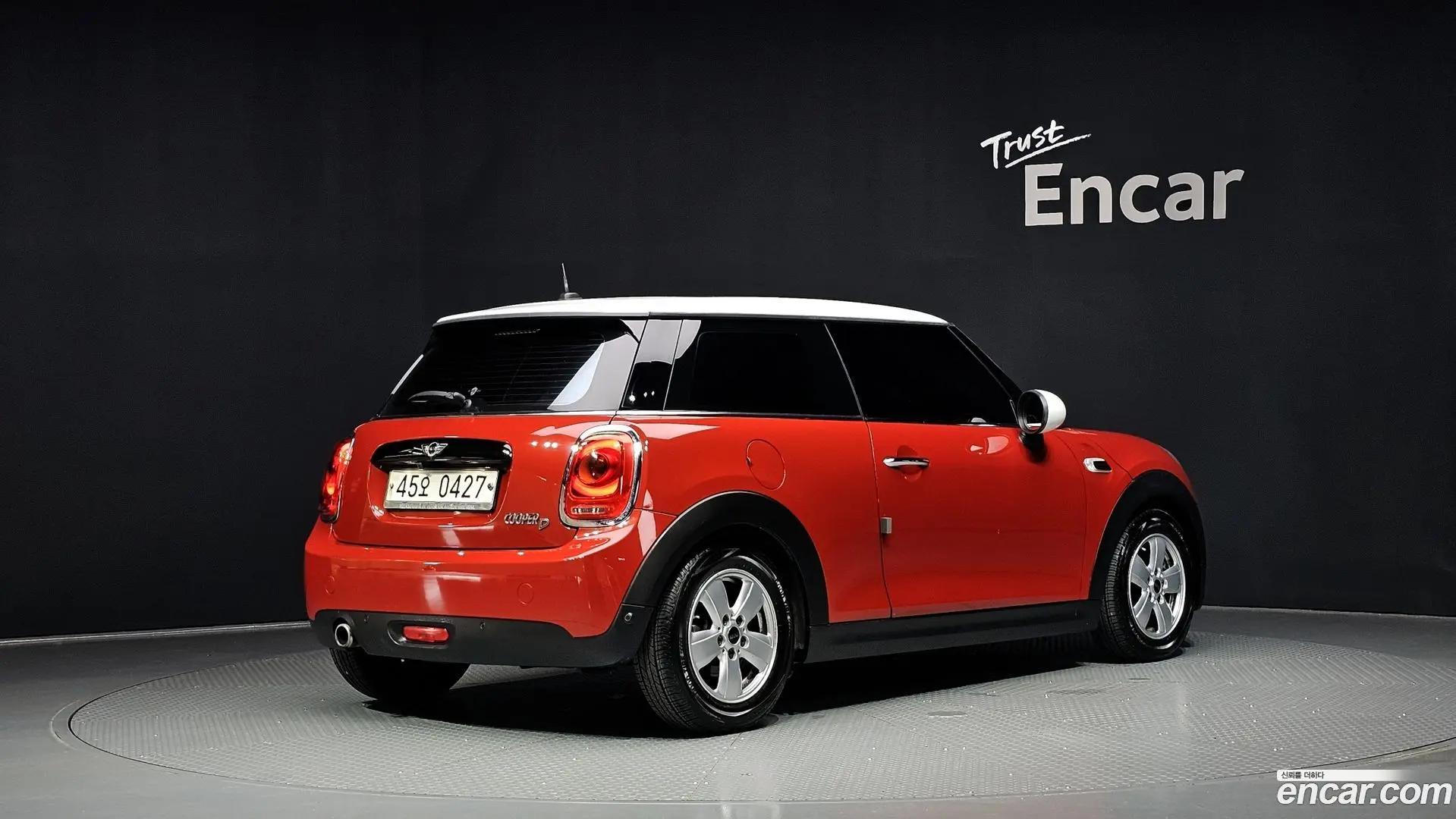 Main__Slider__Photo:Cooper Mini 2016.8-1