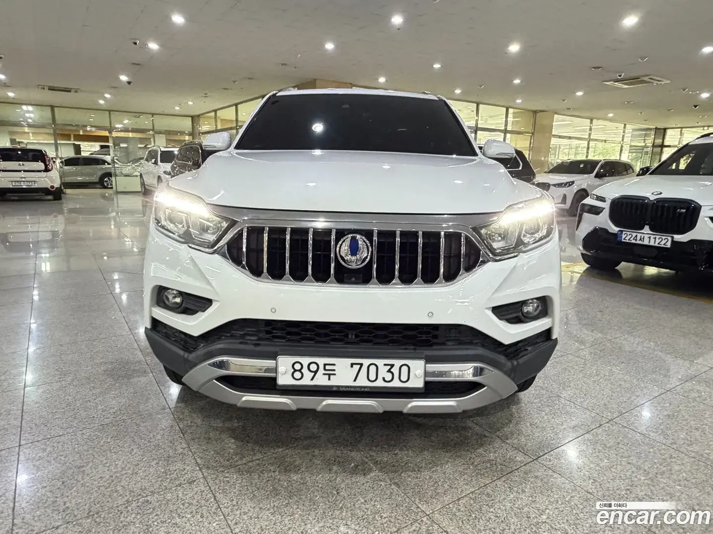 Main__Slider__Photo:Rexton KG Mobility 2019.7-1