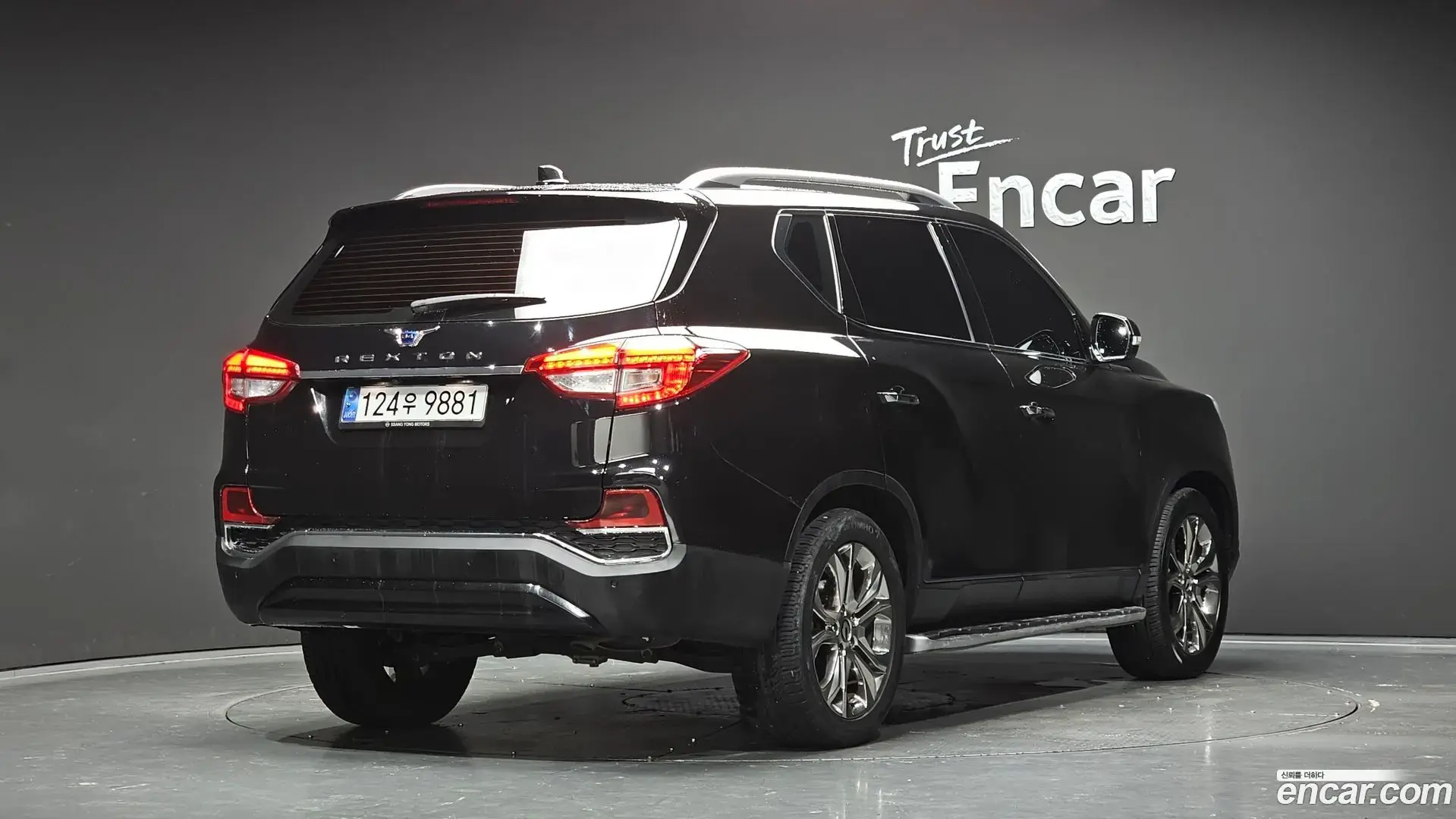 Main__Slider__Photo:Rexton KG Mobility 2018.3-1