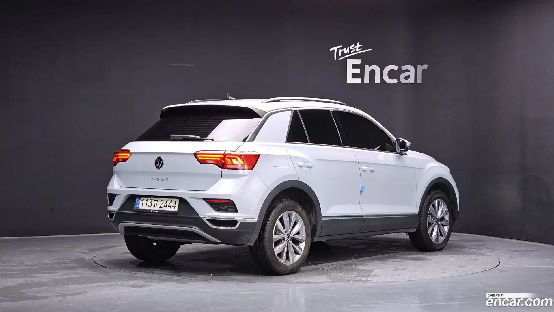 Main__Slider__Photo:T-Roc Volkswagen 2021.1-1