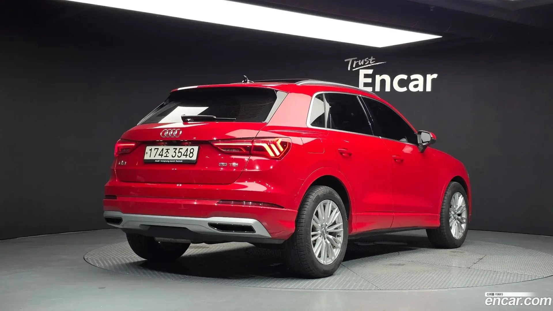 Main__Slider__Photo:Q3 Audi 2020.11-1