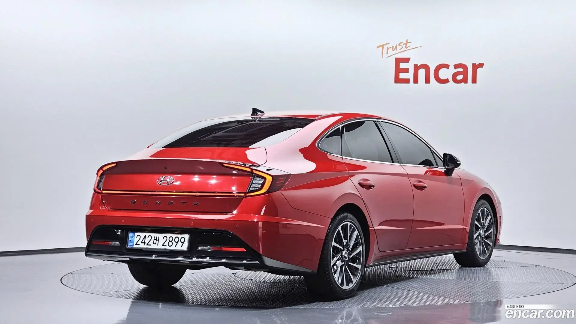 Main__Slider__Photo:Sonata Hyundai 2022.1-1