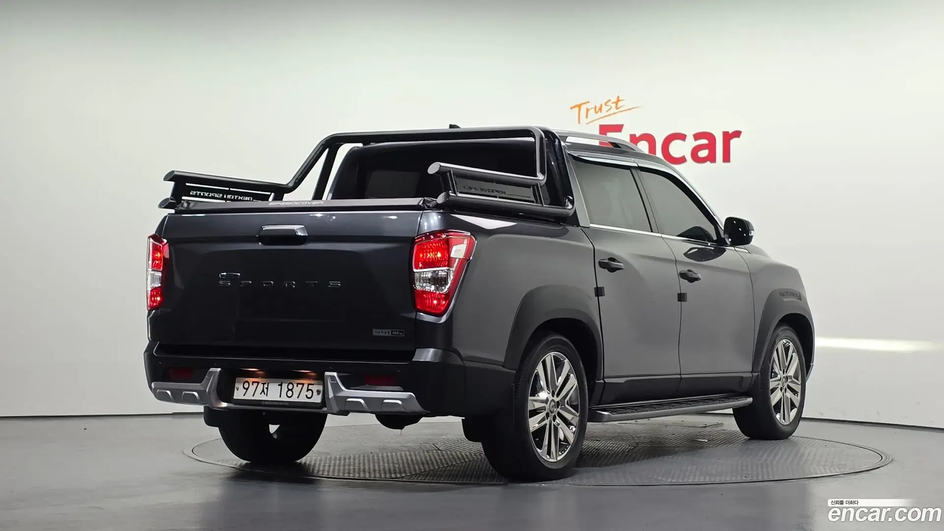 Main__Slider__Photo:Rexton KG Mobility 2020.1-1