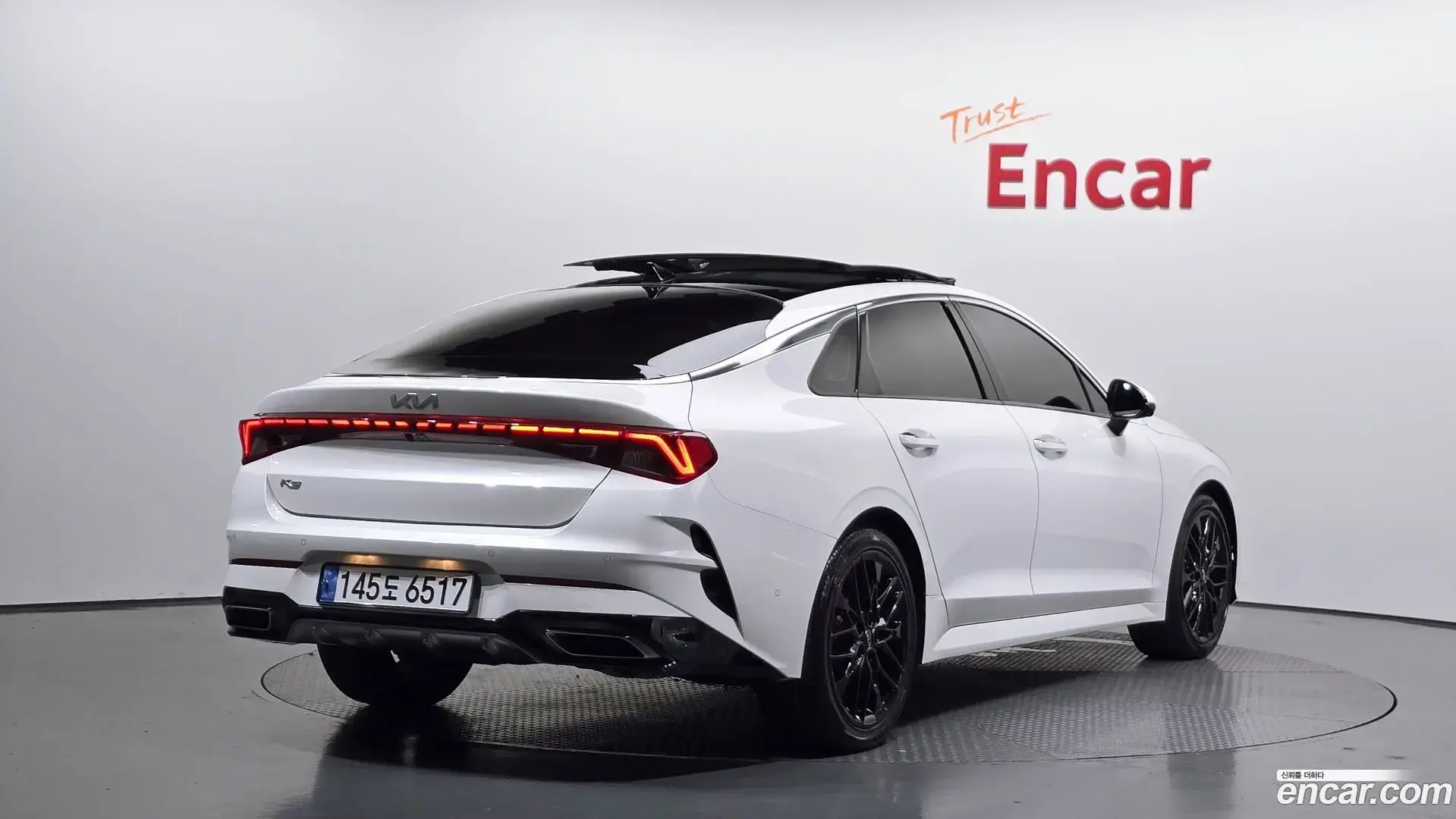 Main__Slider__Photo:K5 Kia 2021.10-1