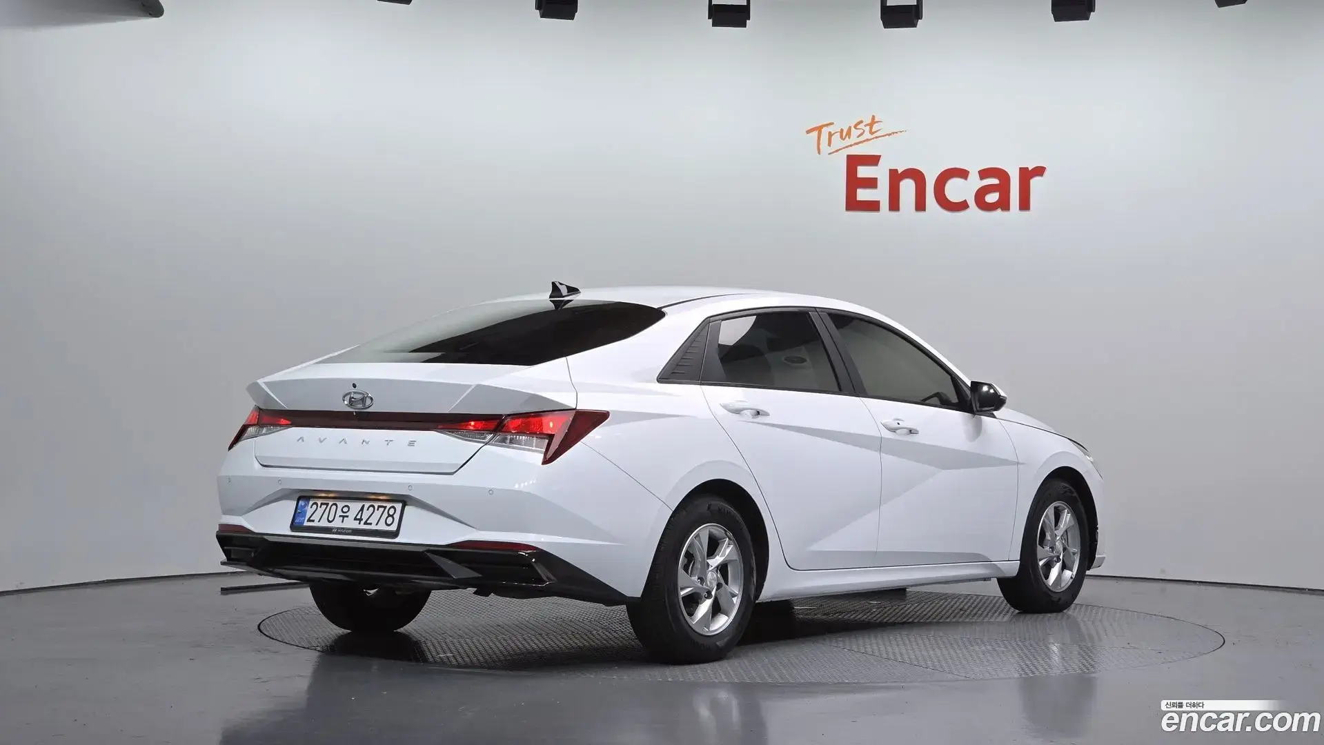 Main__Slider__Photo:AVANTE Hyundai 2021.0-1
