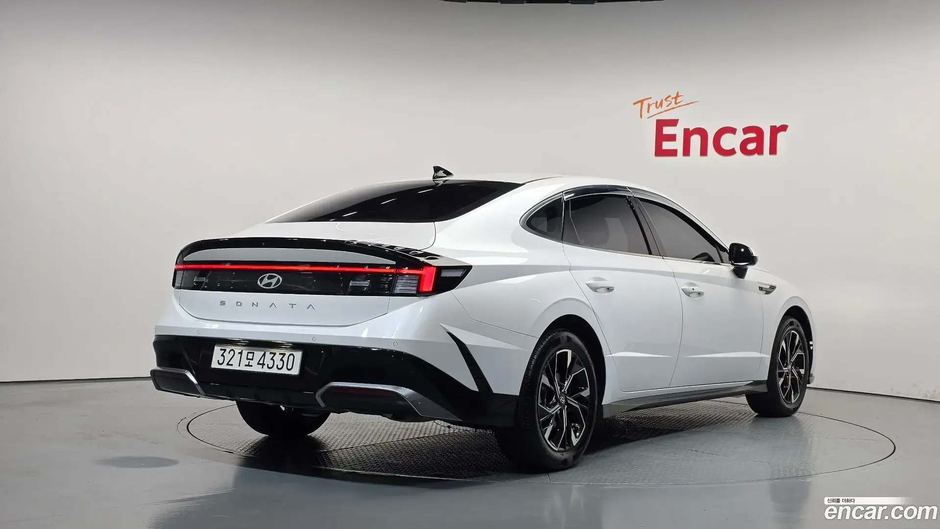 Main__Slider__Photo:Sonata Hyundai 2026.0-1