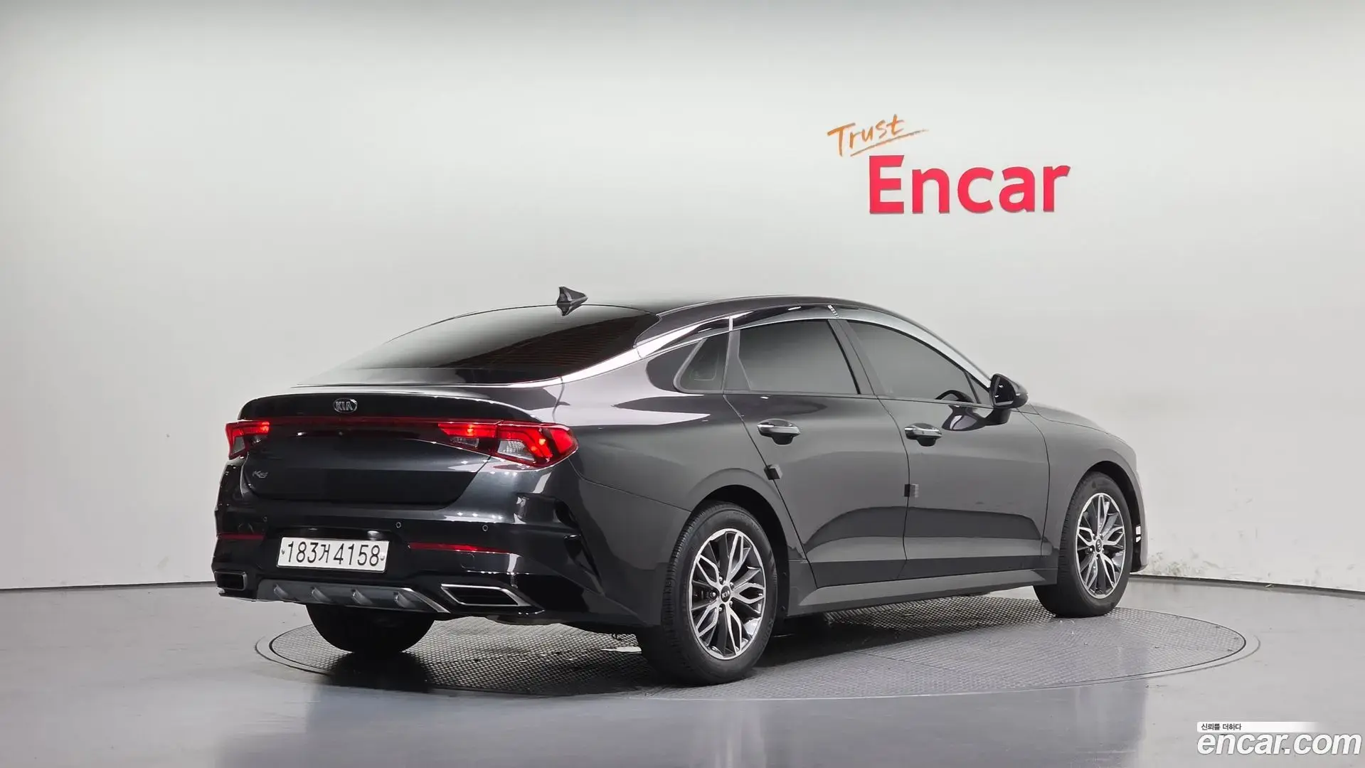Main__Slider__Photo:K5 Kia 2020.6-1