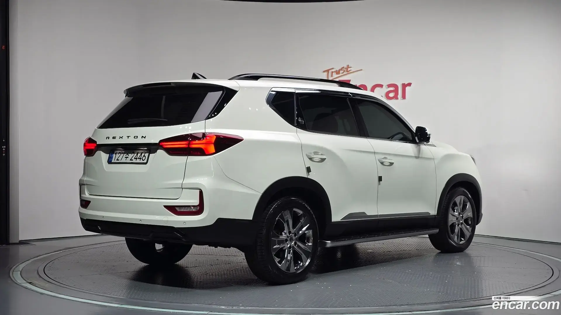 Main__Slider__Photo:Rexton KG Mobility 2022.8-1