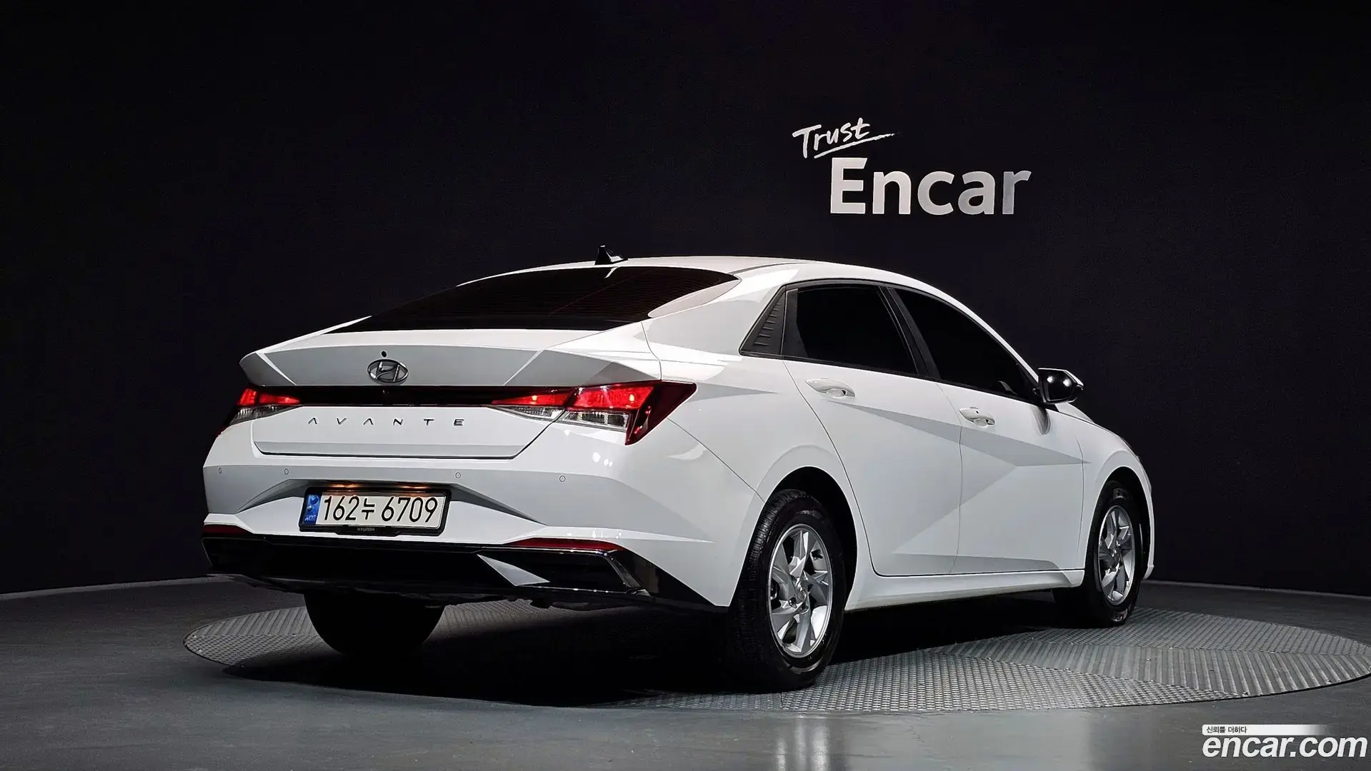 Main__Slider__Photo:AVANTE Hyundai 2021.0-1