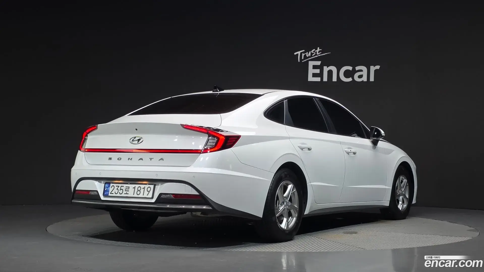 Main__Slider__Photo:Sonata Hyundai 2020.1-1