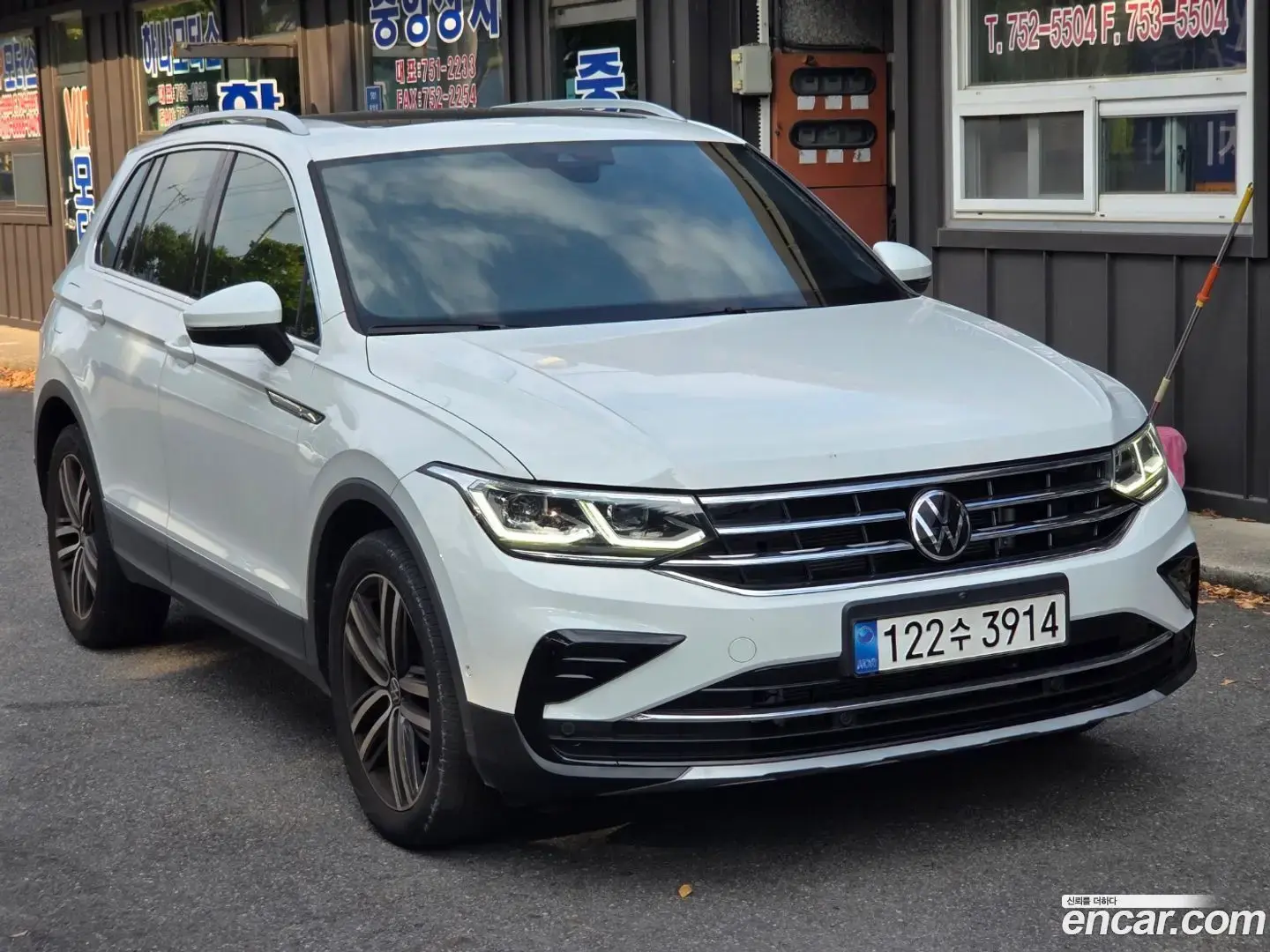 Main__Slider__Photo:Tiguan Volkswagen 2022.9-1