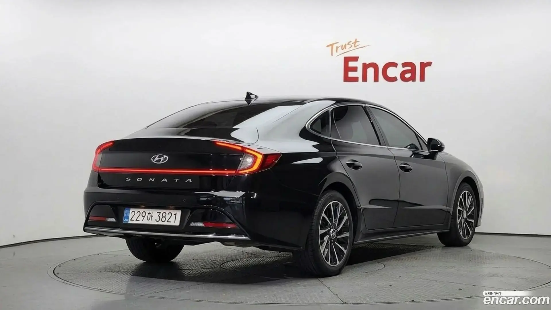 Main__Slider__Photo:Sonata Hyundai 2022.8-1