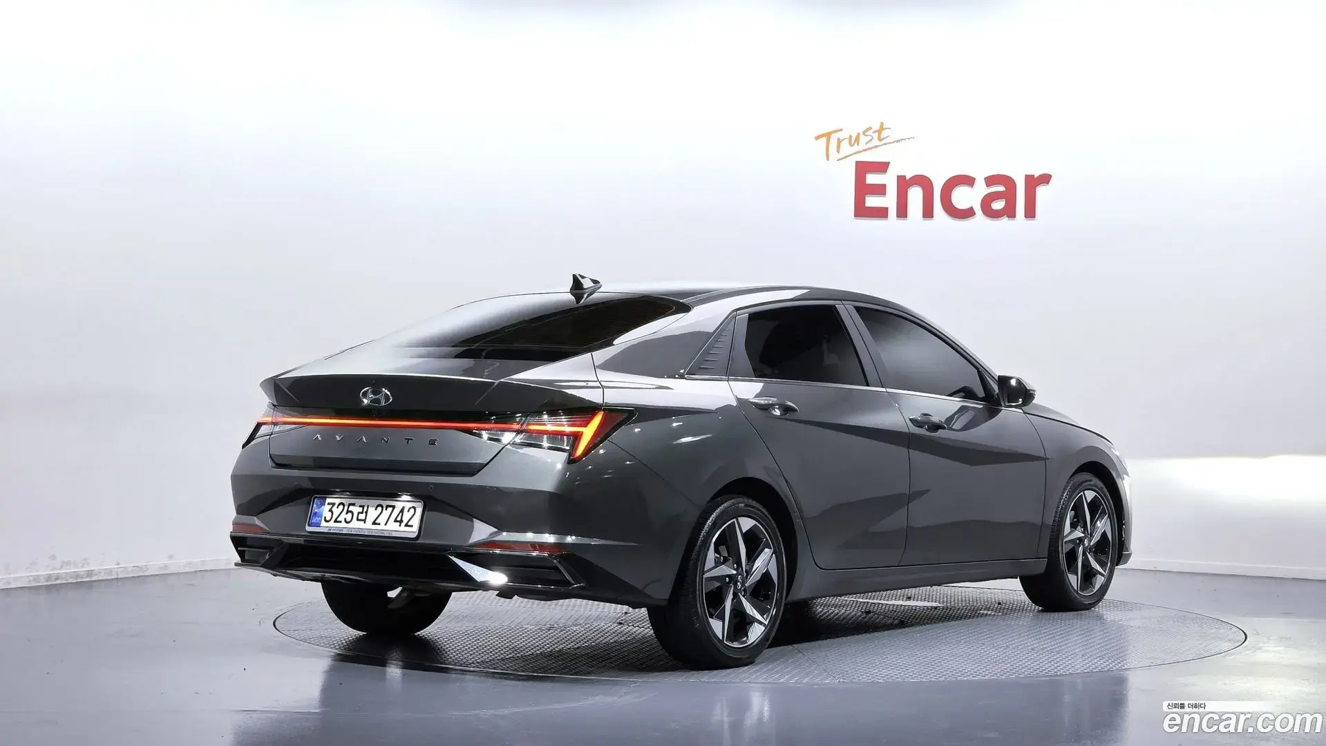 Main__Slider__Photo:AVANTE Hyundai 2021.4-1