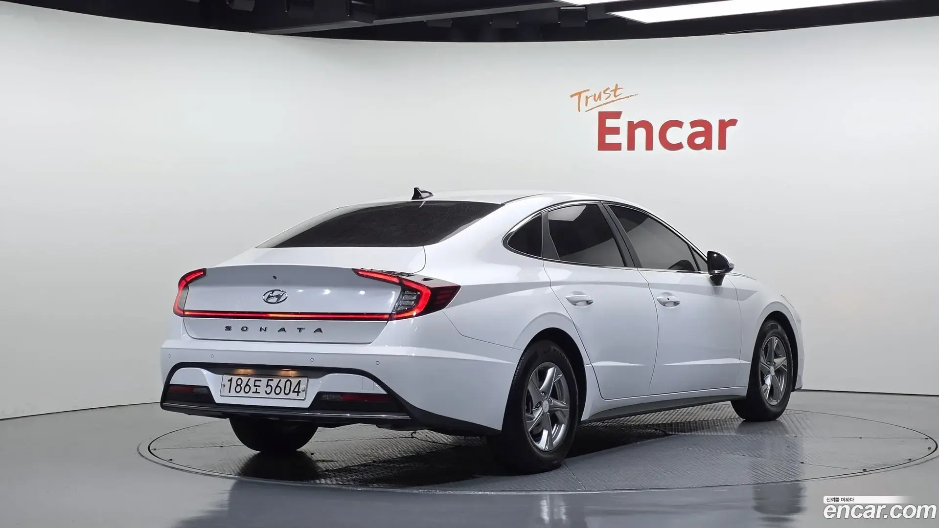 Main__Slider__Photo:Sonata Hyundai 2020.2-1