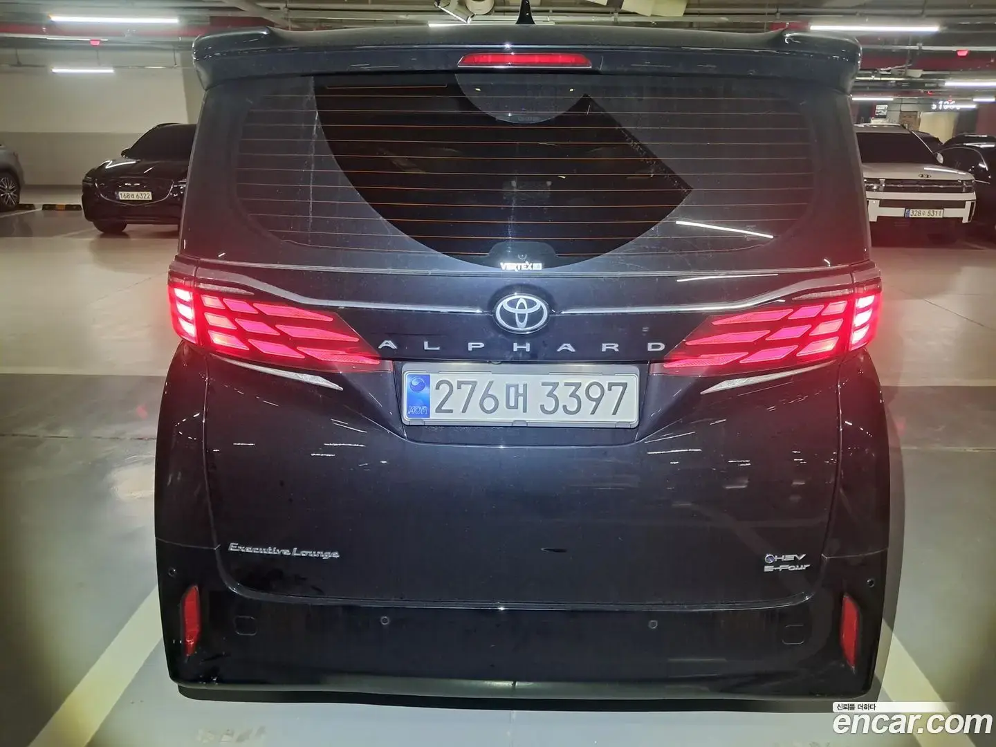 Main__Slider__Photo:Alphard Toyota 2025.3-1