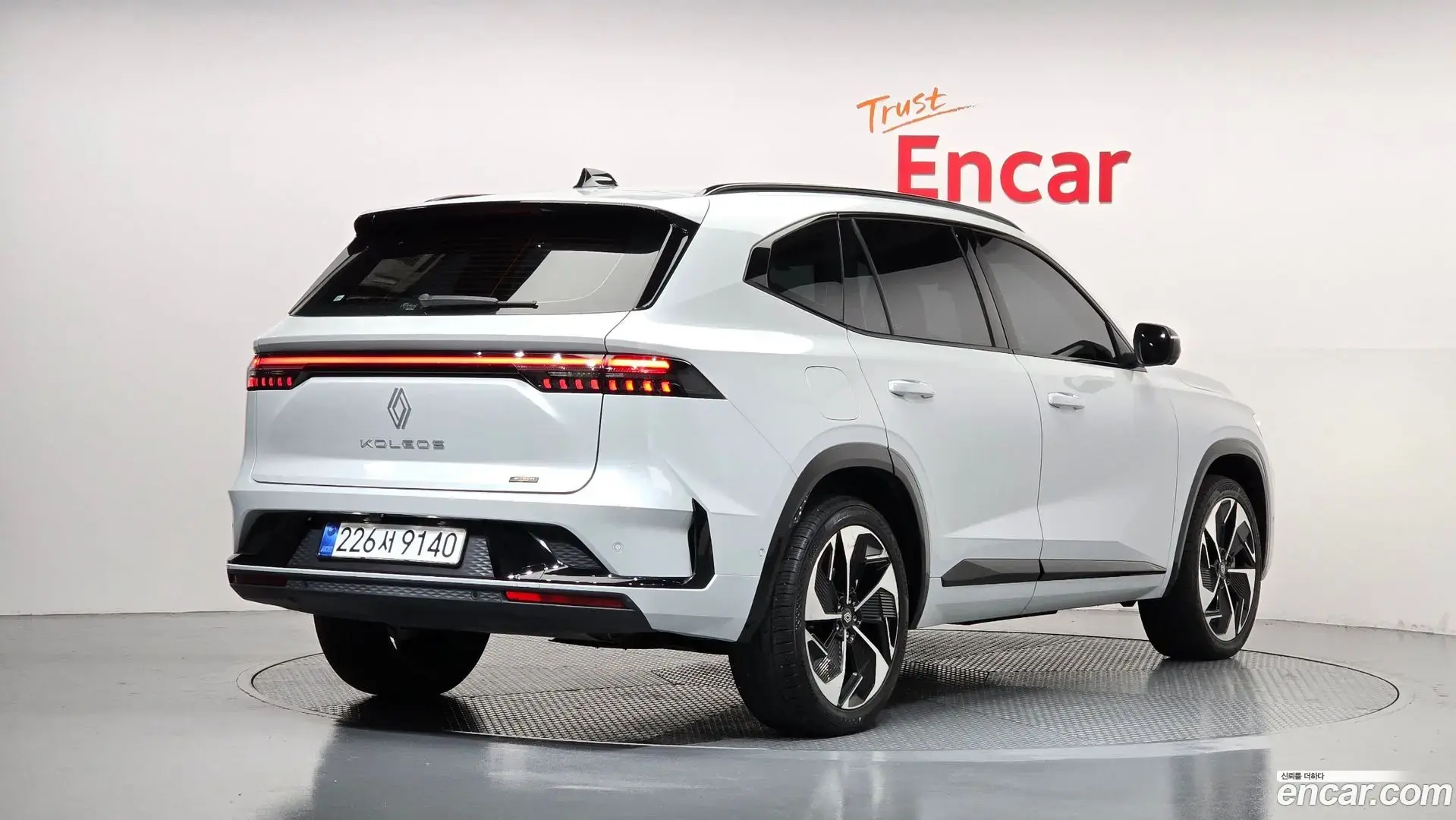 Main__Slider__Photo:Grand Koleos Renault Korea 2025.4-1