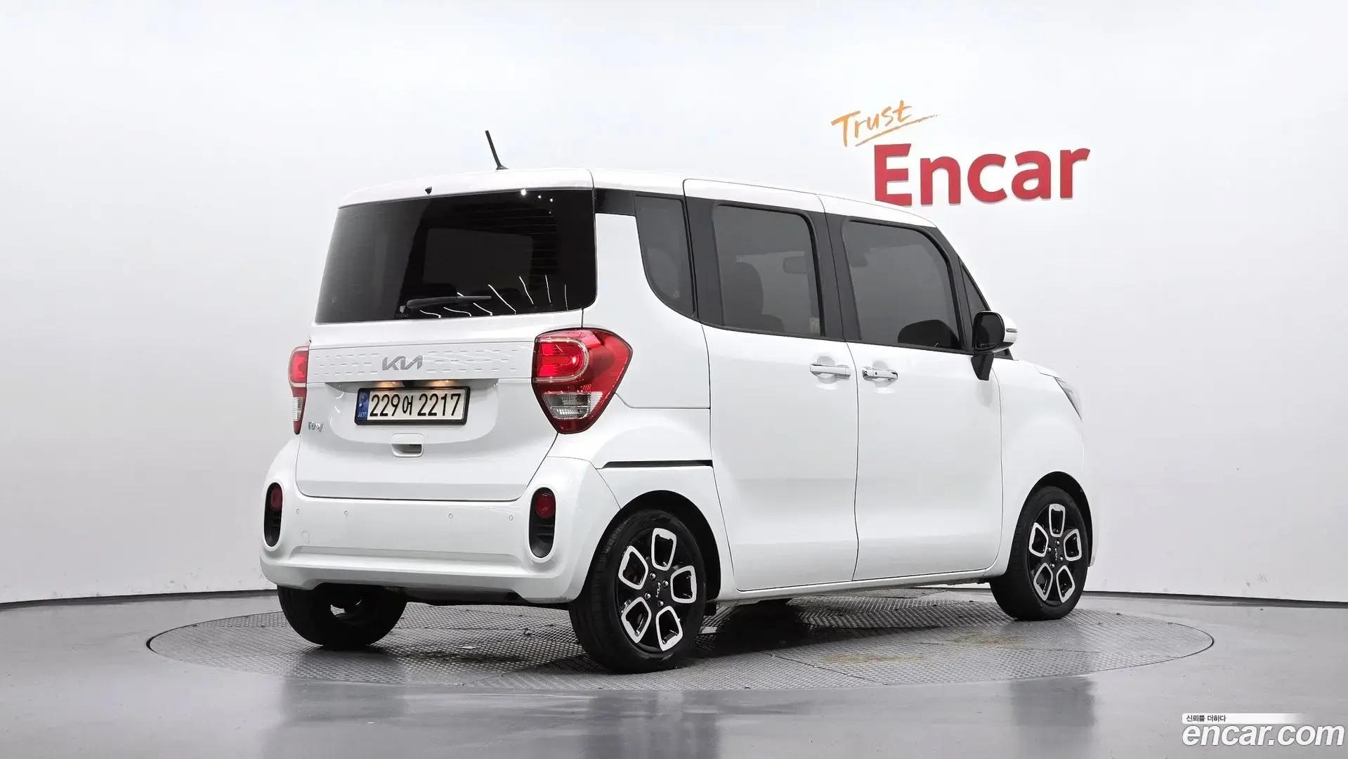 Main__Slider__Photo:RAY Kia 2021.8-1