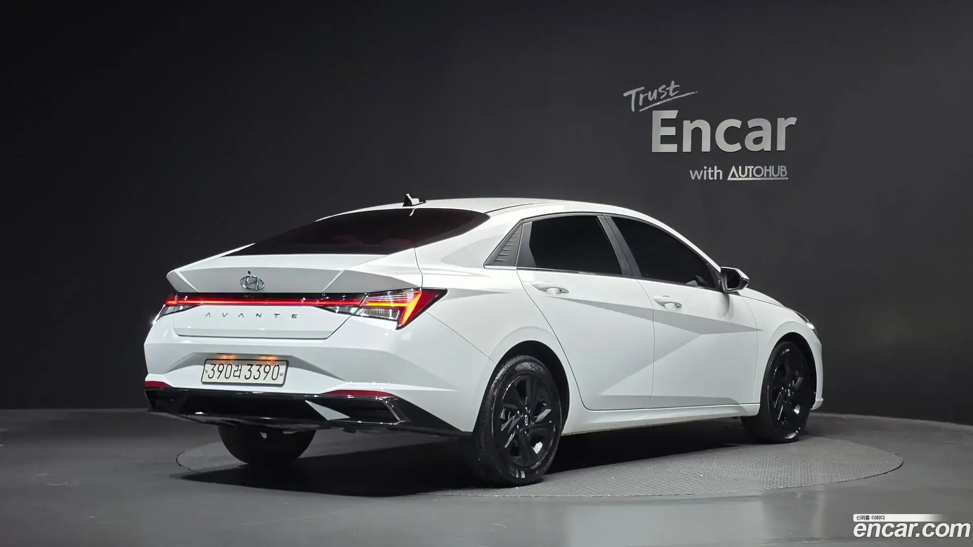 Main__Slider__Photo:AVANTE Hyundai 2020.8-1