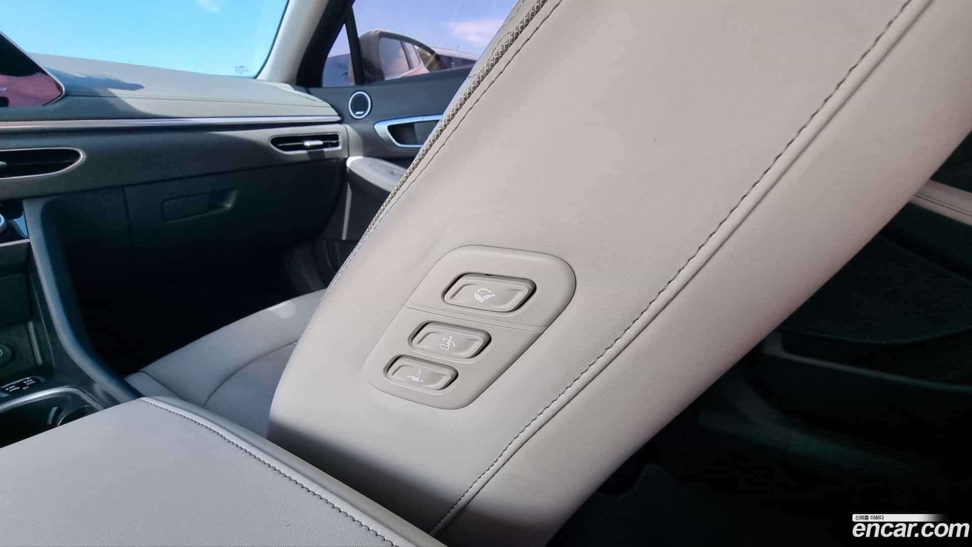 Sonata Hyundai 2019.9-OPTION-022