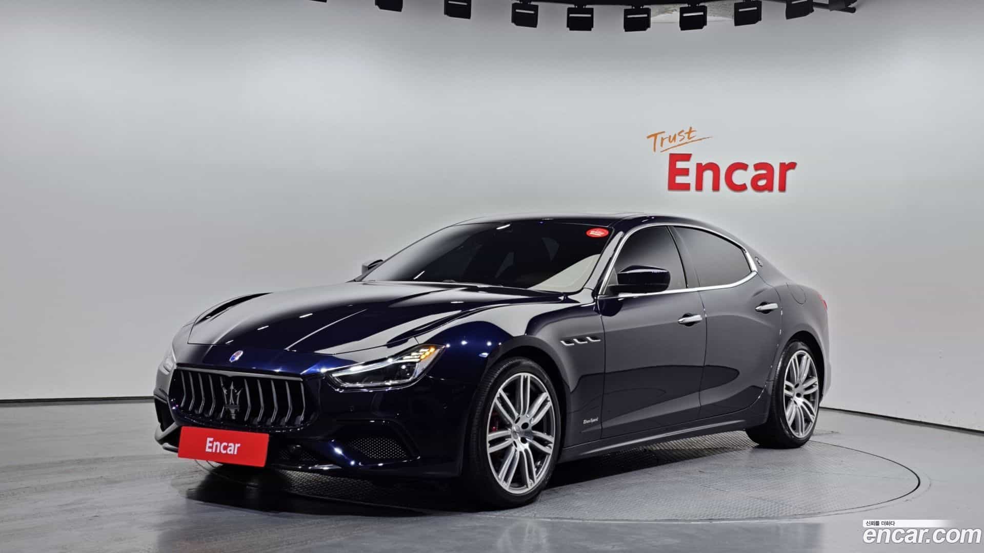 Ghibli Maserati 2019.11-OUTER-001