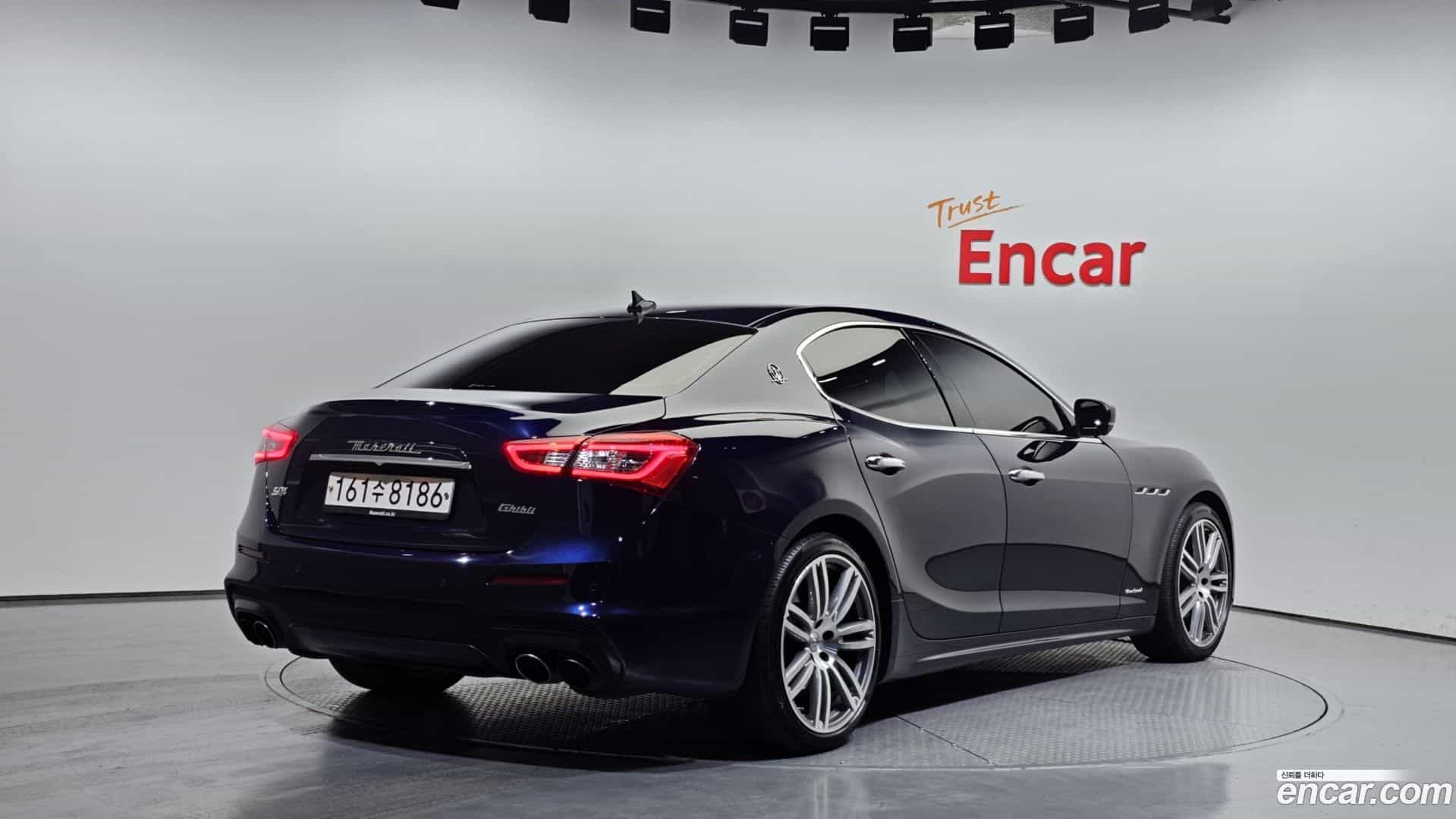 Ghibli Maserati 2019.11-OUTER-002