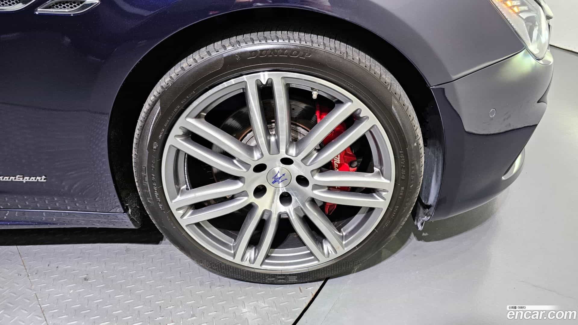 Ghibli Maserati 2019.11-OUTER-005