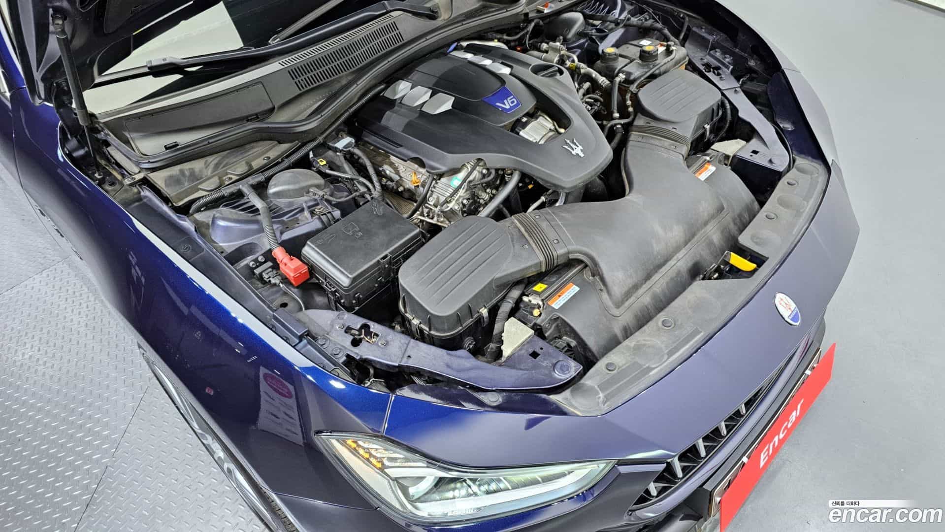 Ghibli Maserati 2019.11-INNER-006