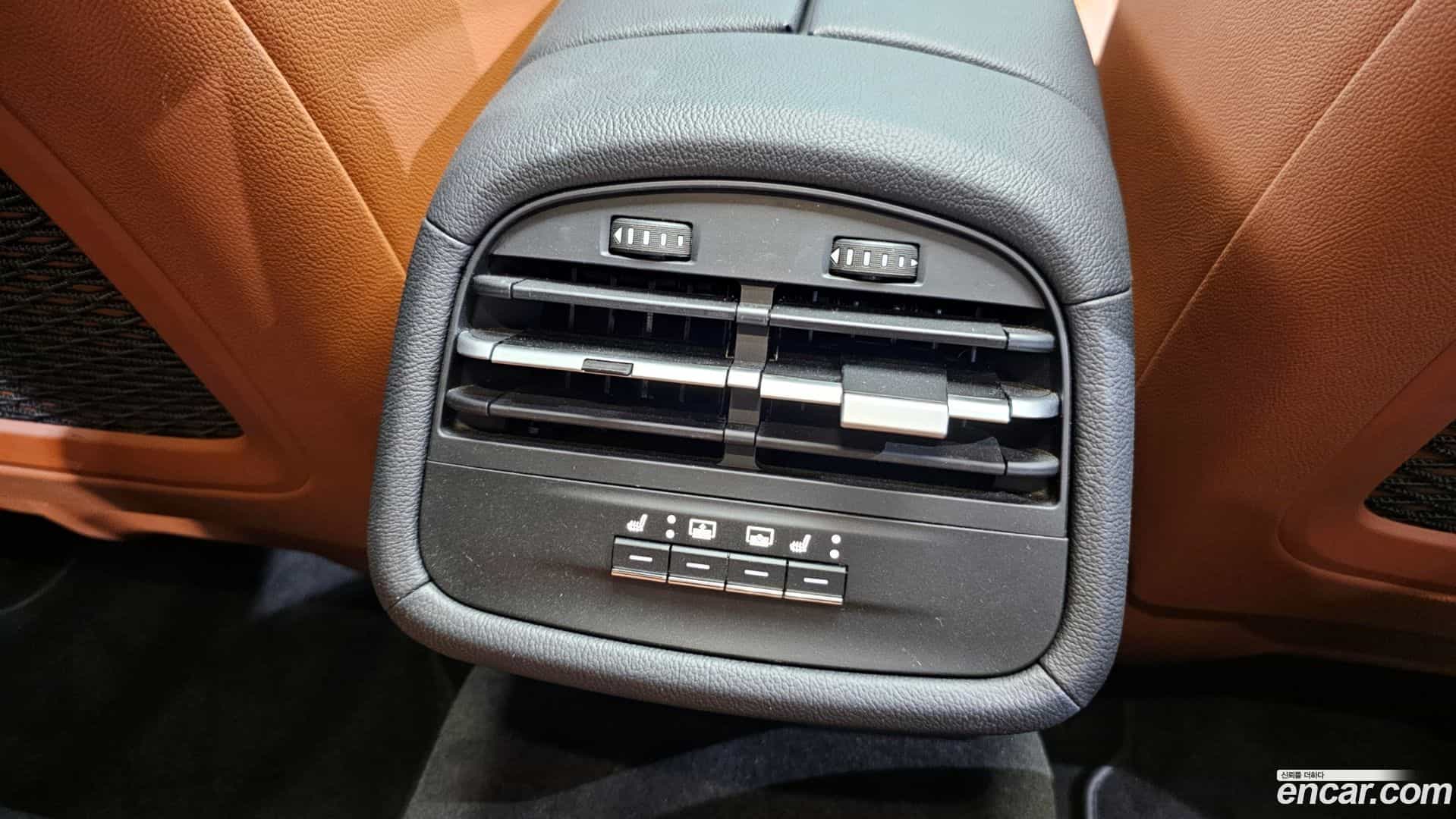 Ghibli Maserati 2019.11-OPTION-022