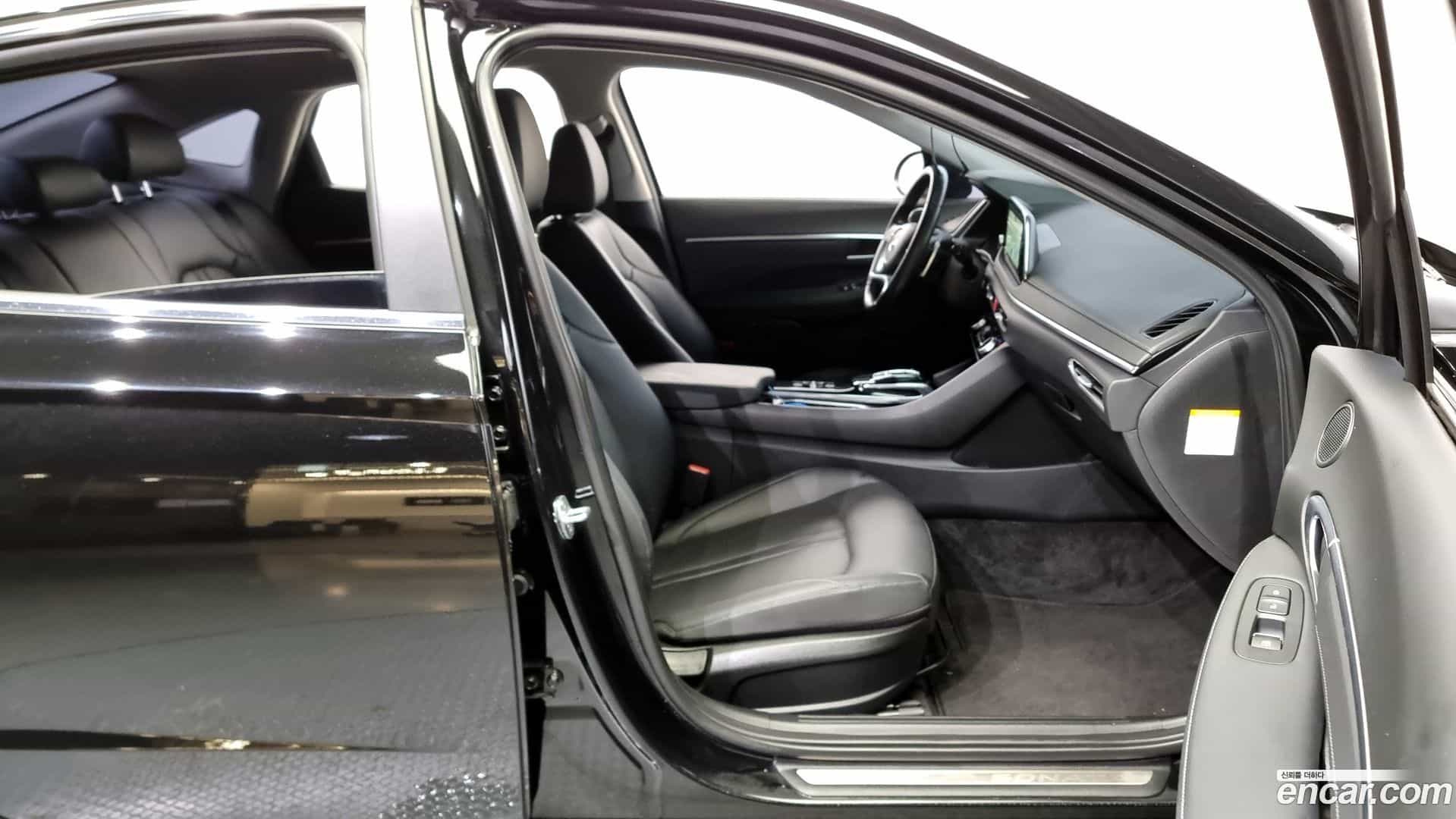 Sonata Hyundai 2021.4-OPTION-015