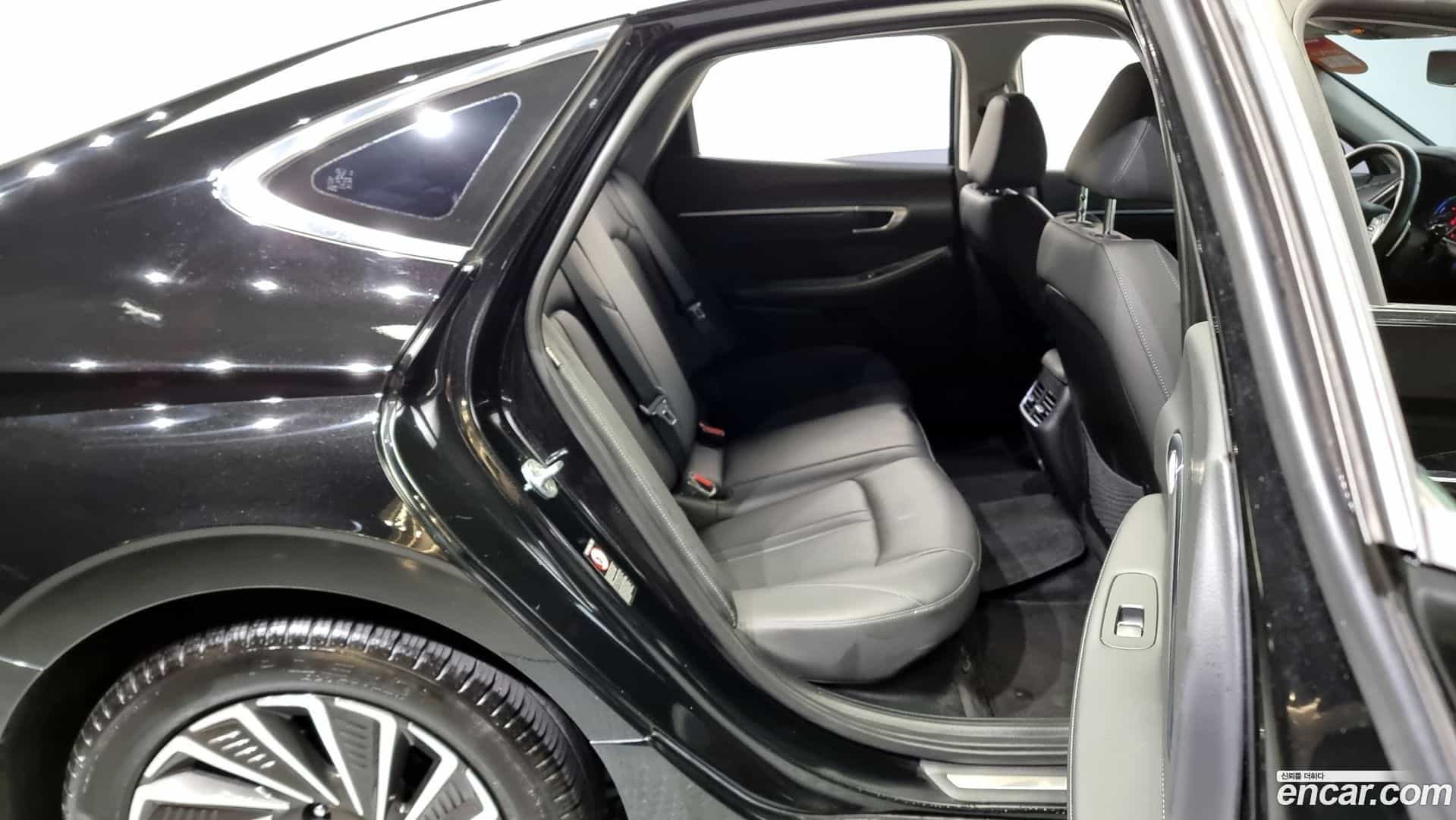 Sonata Hyundai 2021.4-OPTION-016